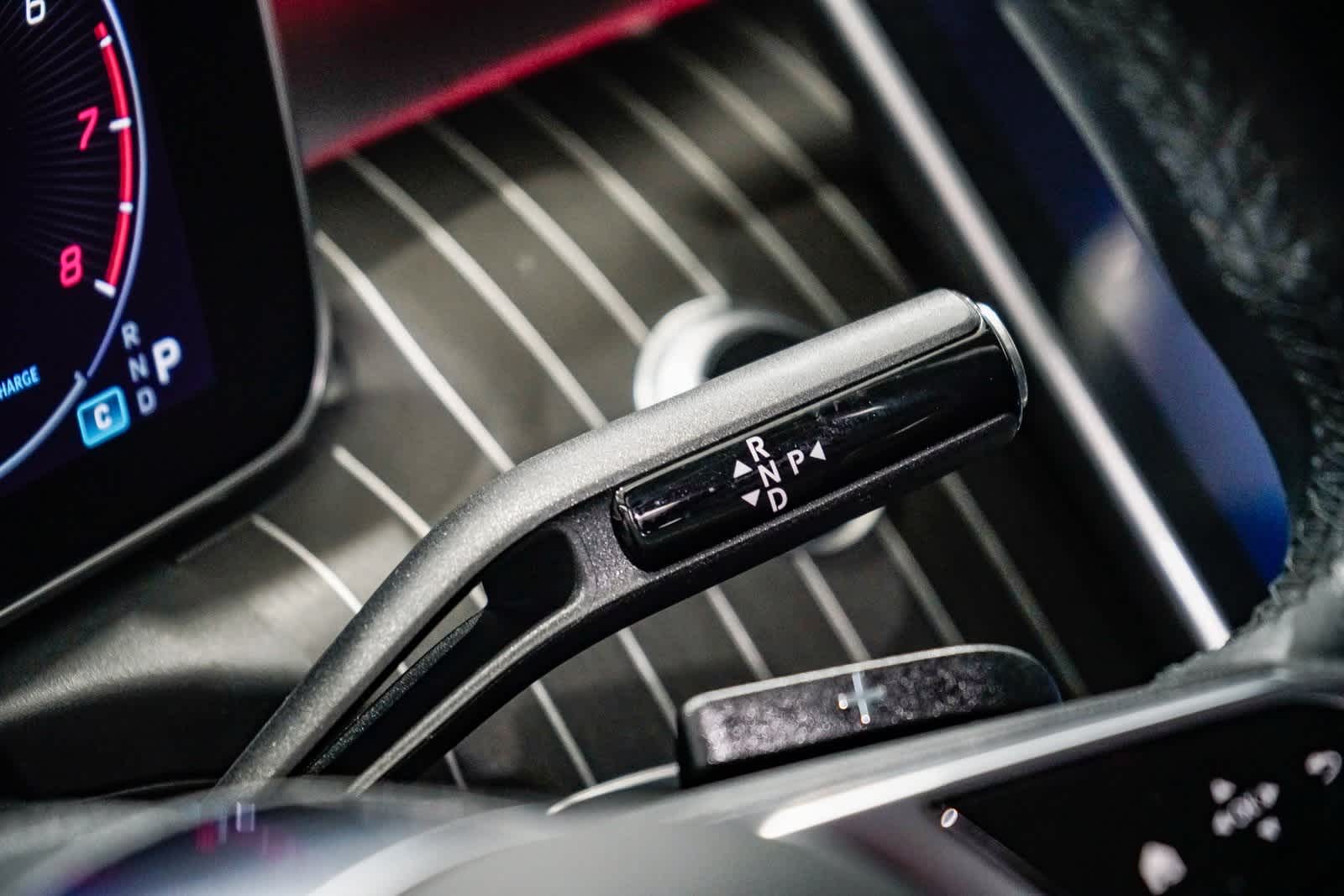 Thumbnail: 2023 Mercedes-Benz C-Class - 21