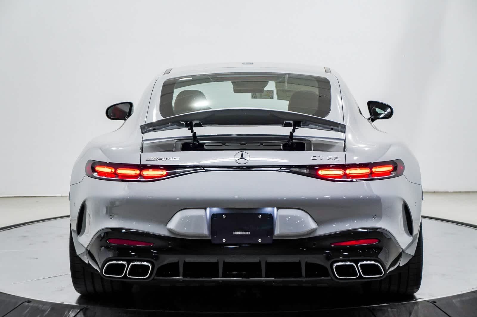 Thumbnail: 2025 Mercedes-Benz AMG GT - 3