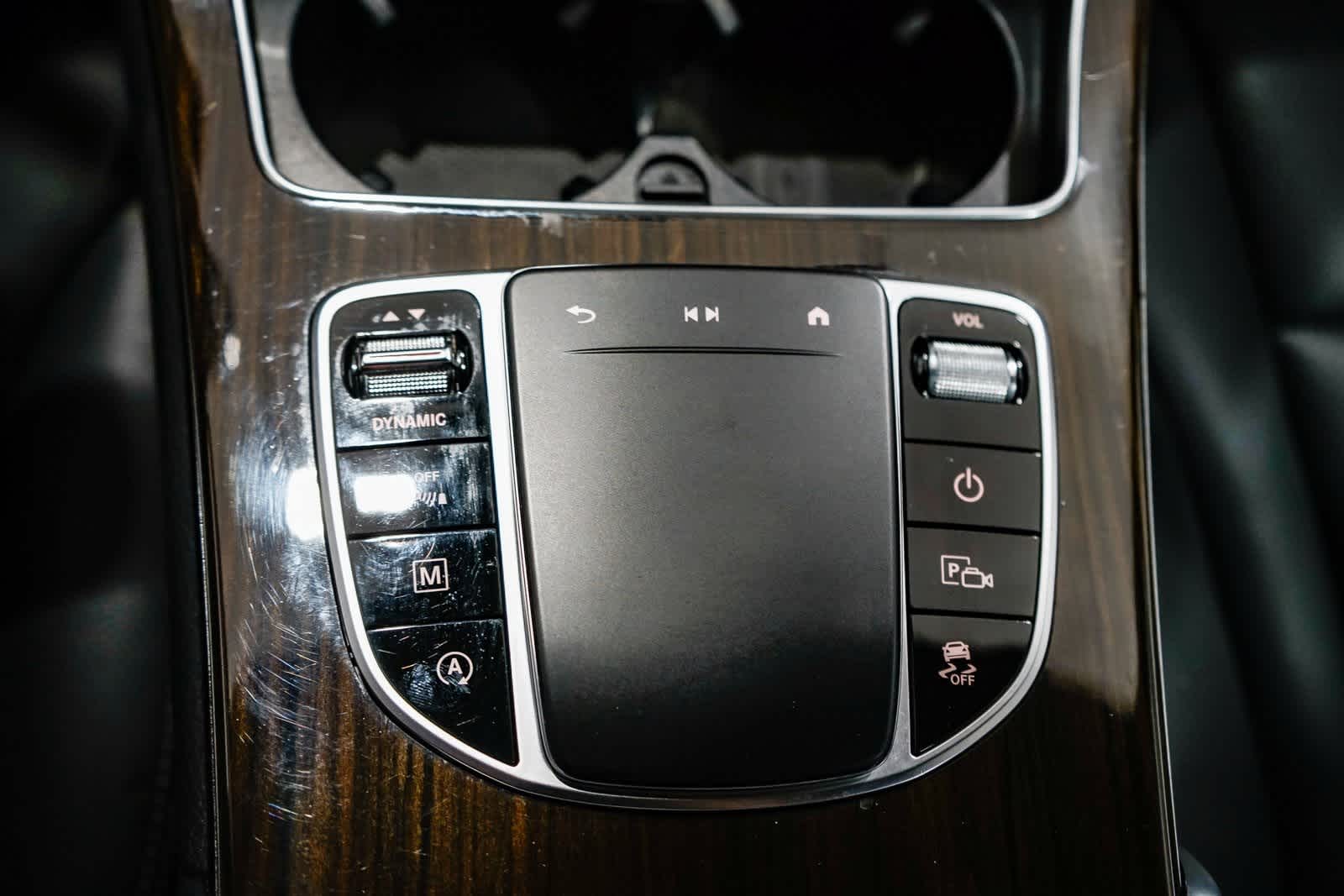 Thumbnail: 2023 Mercedes-Benz GLC - 23