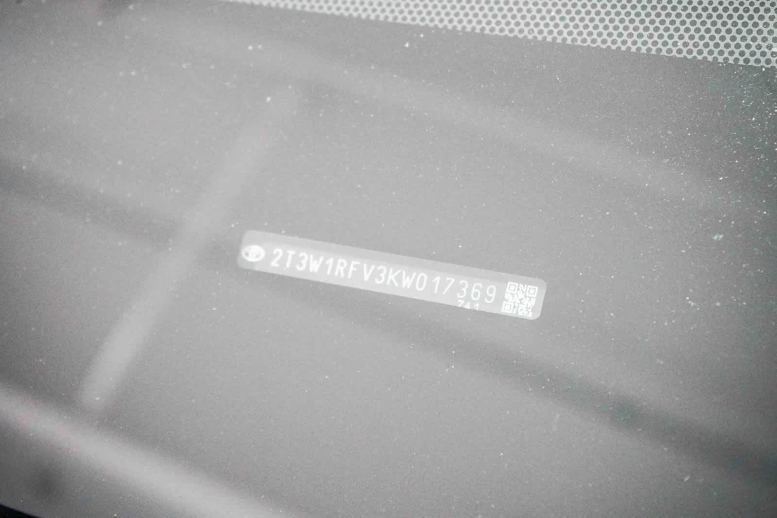 Thumbnail: 2019 Toyota RAV4 - 29