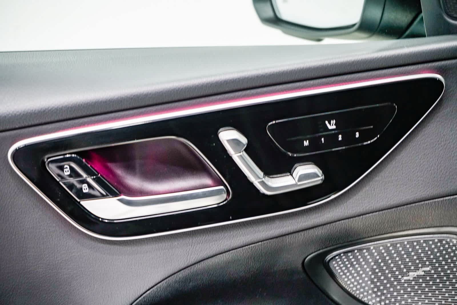 Thumbnail: 2025 Mercedes-Benz C-Class - 20