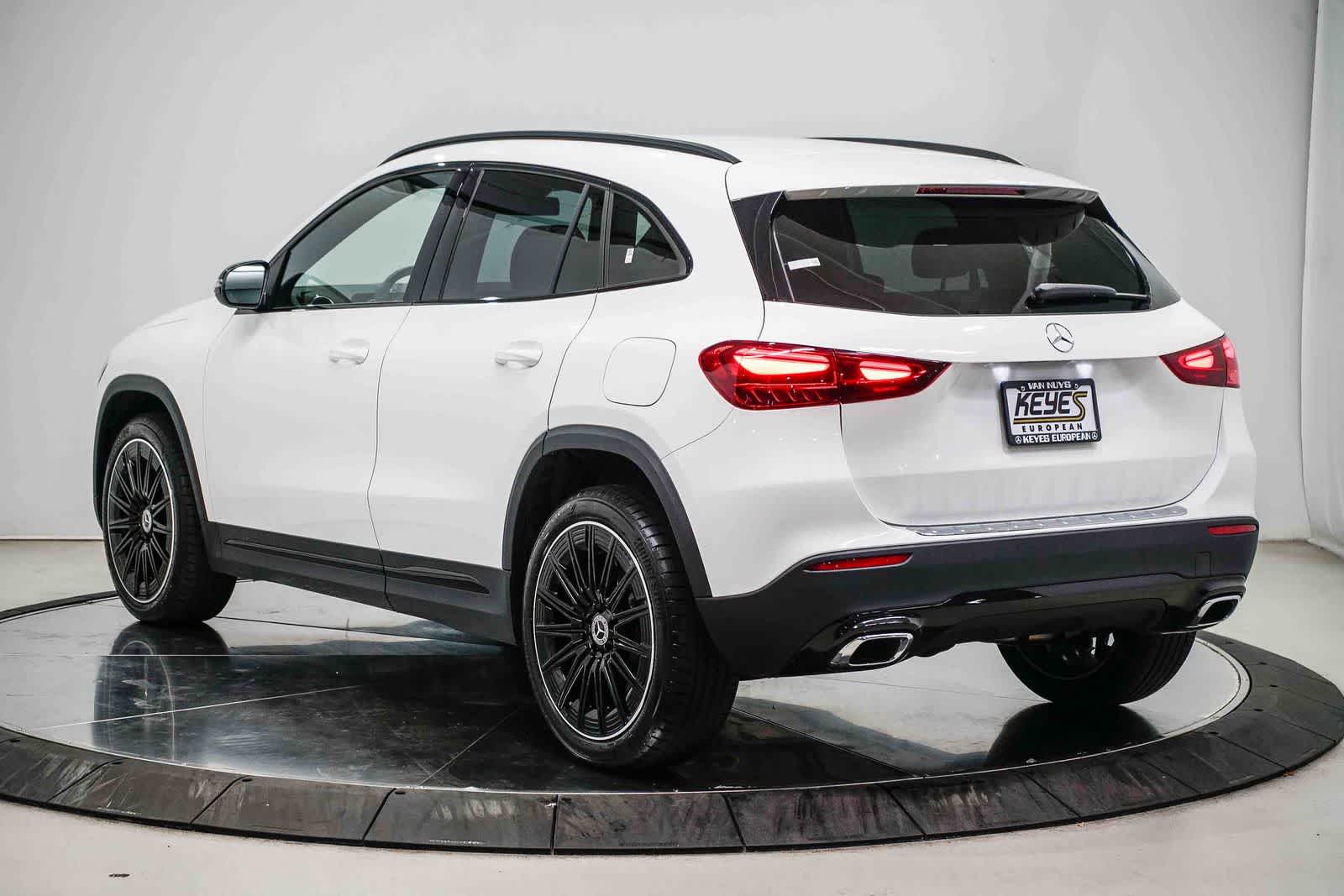 Thumbnail: 2026 Mercedes-Benz GLA - 2