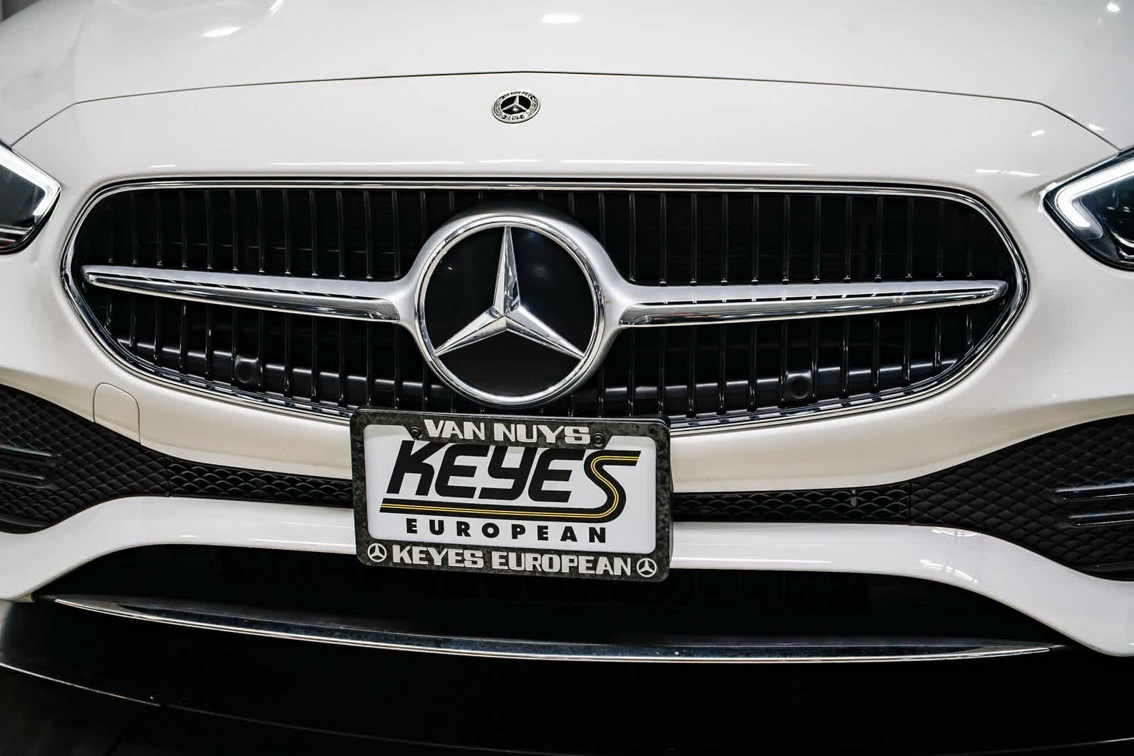 Thumbnail: 2025 Mercedes-Benz C-Class - 8