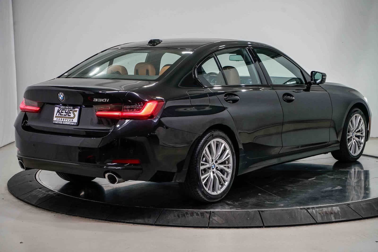 Thumbnail: 2023 BMW 3 Series - 4