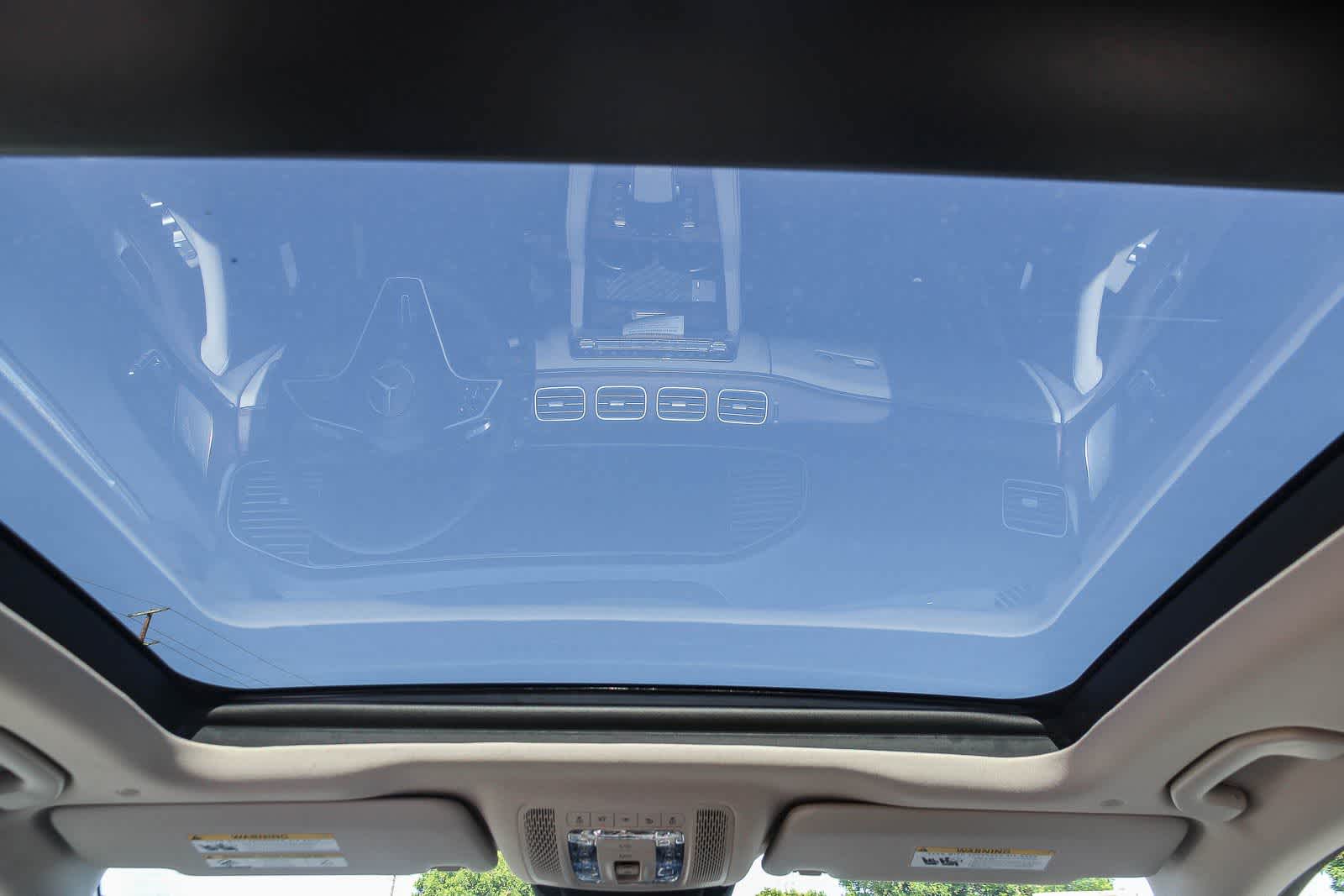 Thumbnail: 2026 Mercedes-Benz GLE - 16