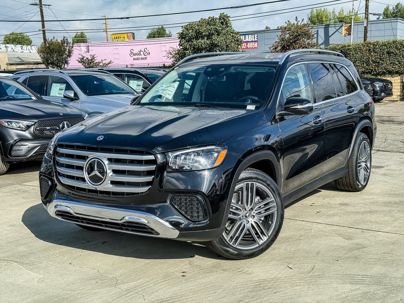 Thumbnail: 2026 Mercedes-Benz GLS - 1
