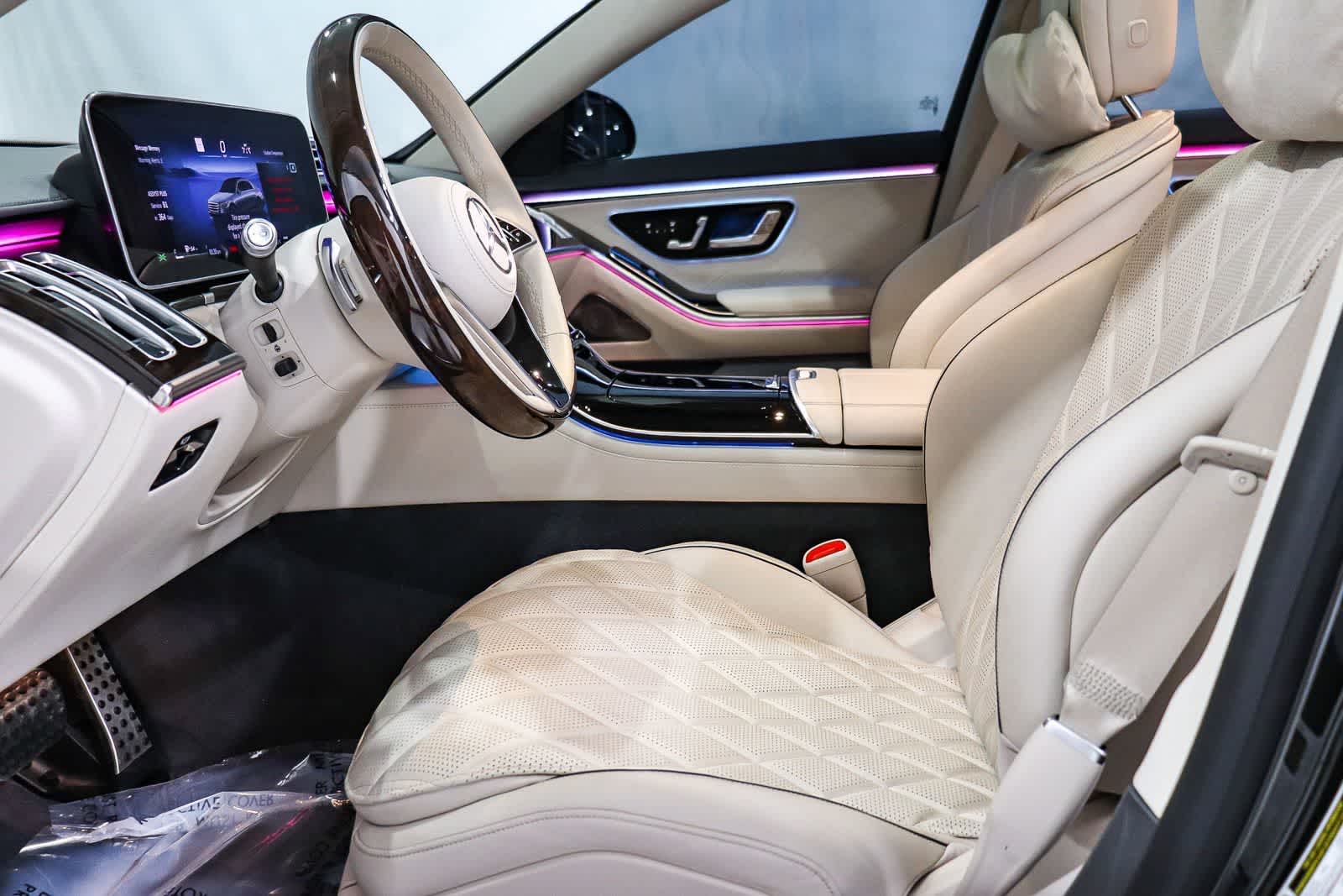 Thumbnail: 2025 Mercedes-Benz S-Class - 17