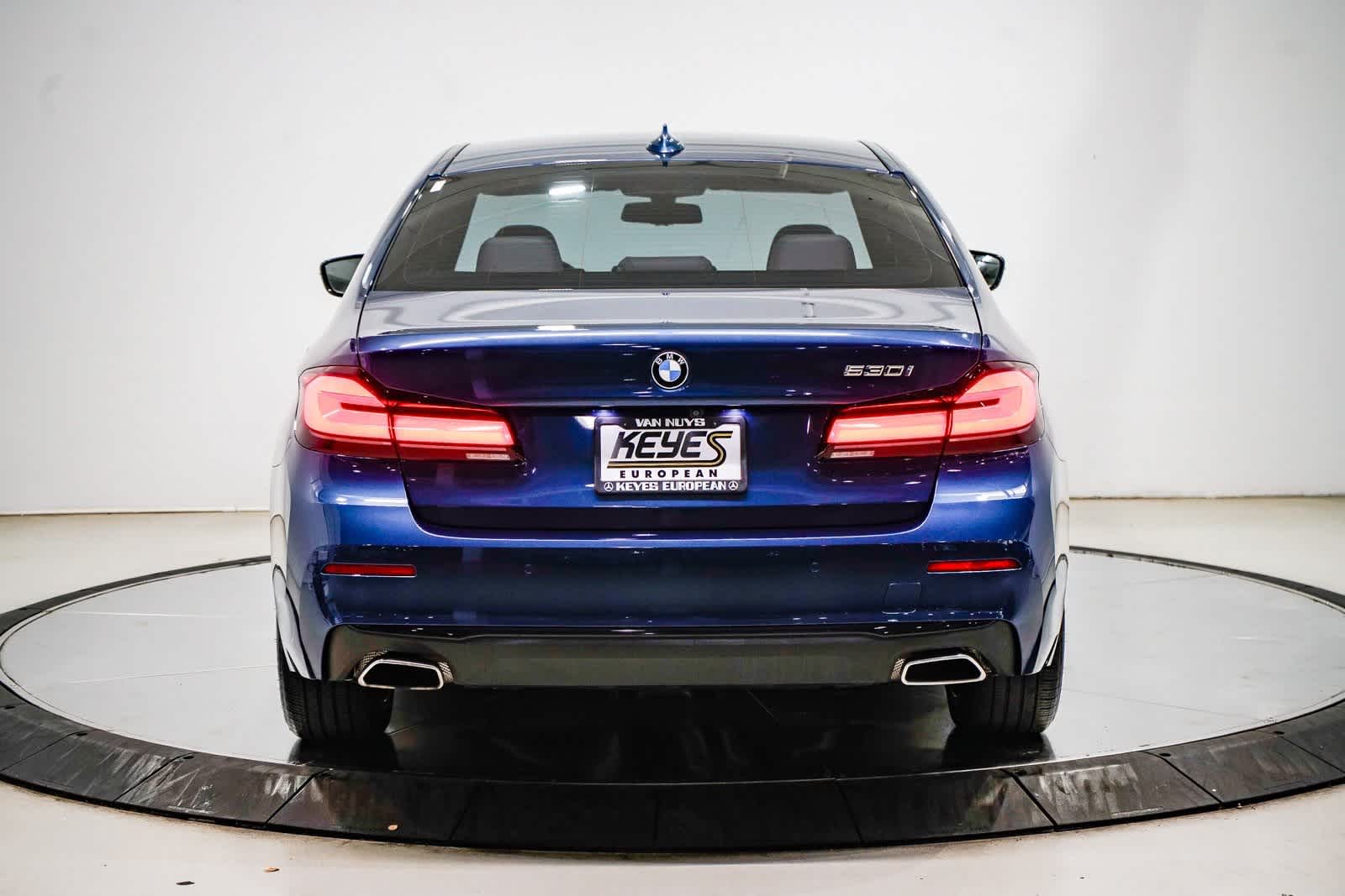 Thumbnail: 2023 BMW 5 Series - 3