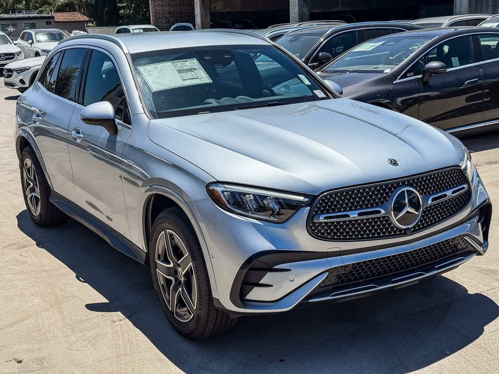 Thumbnail: 2025 Mercedes-Benz GLC - 3