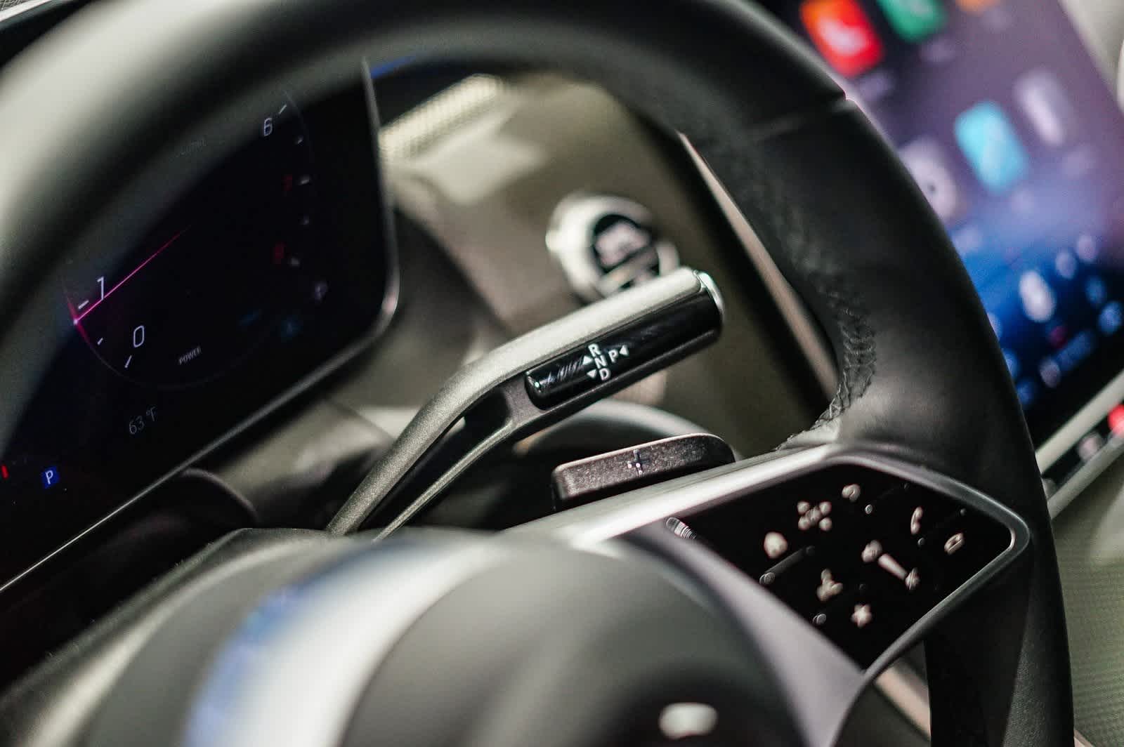 Thumbnail: 2025 Mercedes-Benz GLC - 19