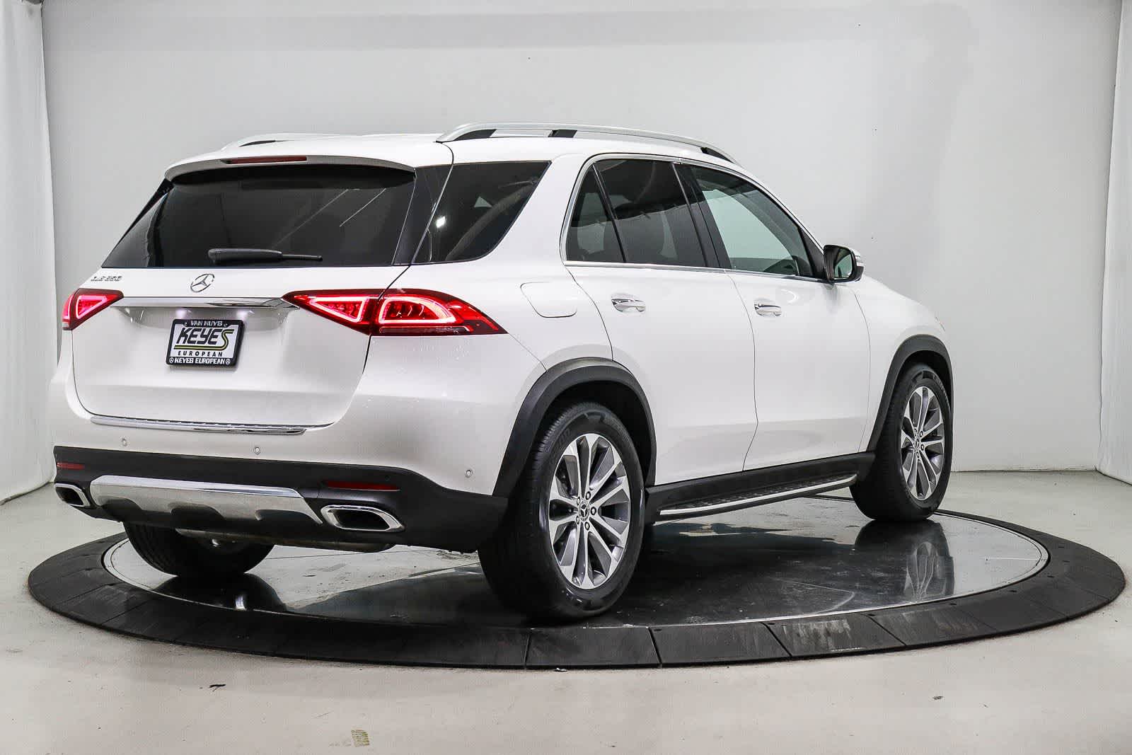 Thumbnail: 2020 Mercedes-Benz GLE - 3