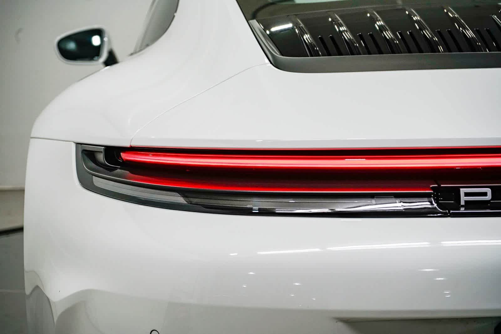 Thumbnail: 2025 Porsche 911 - 9