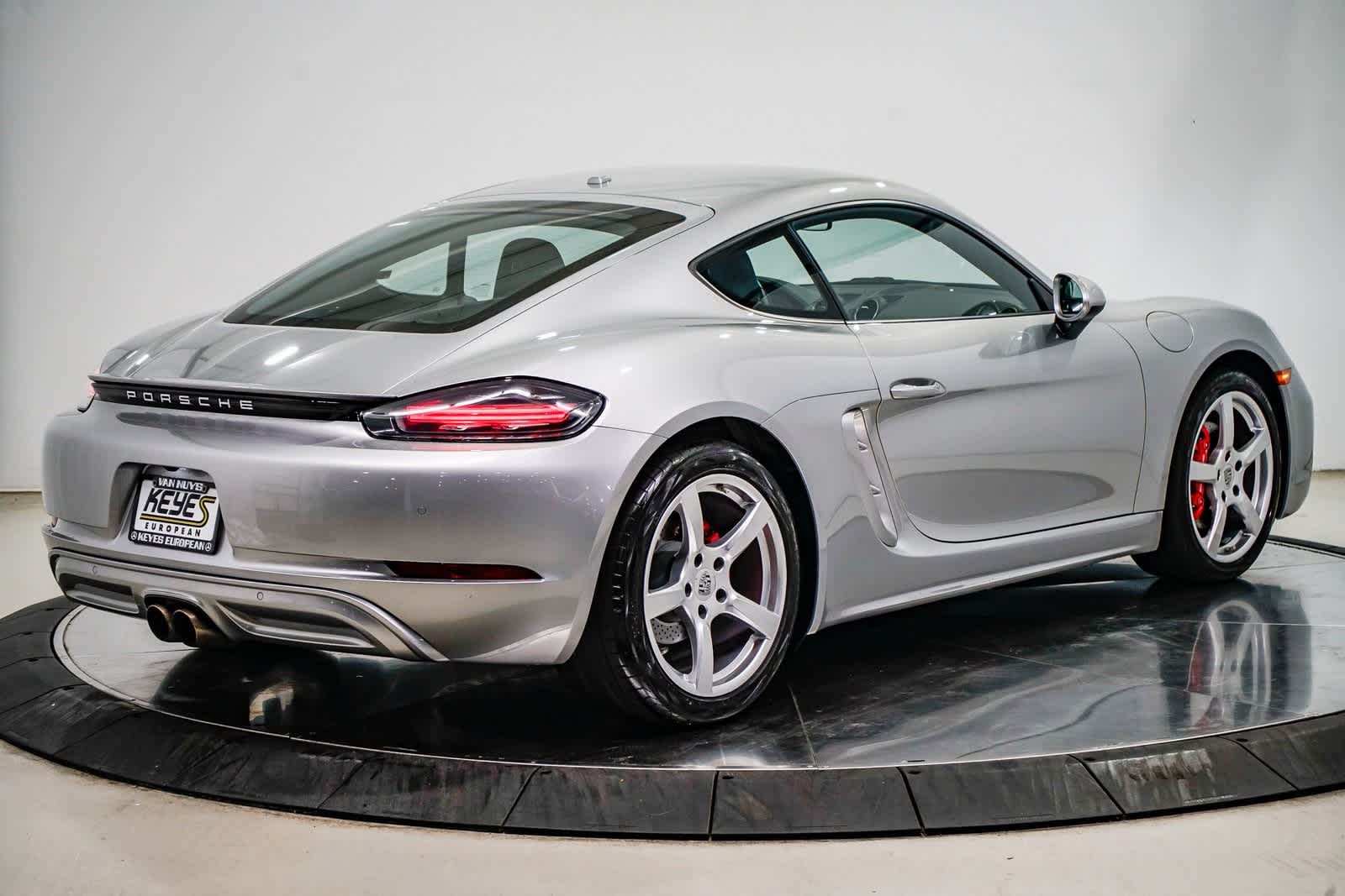 Thumbnail: 2022 Porsche 718 Cayman - 4
