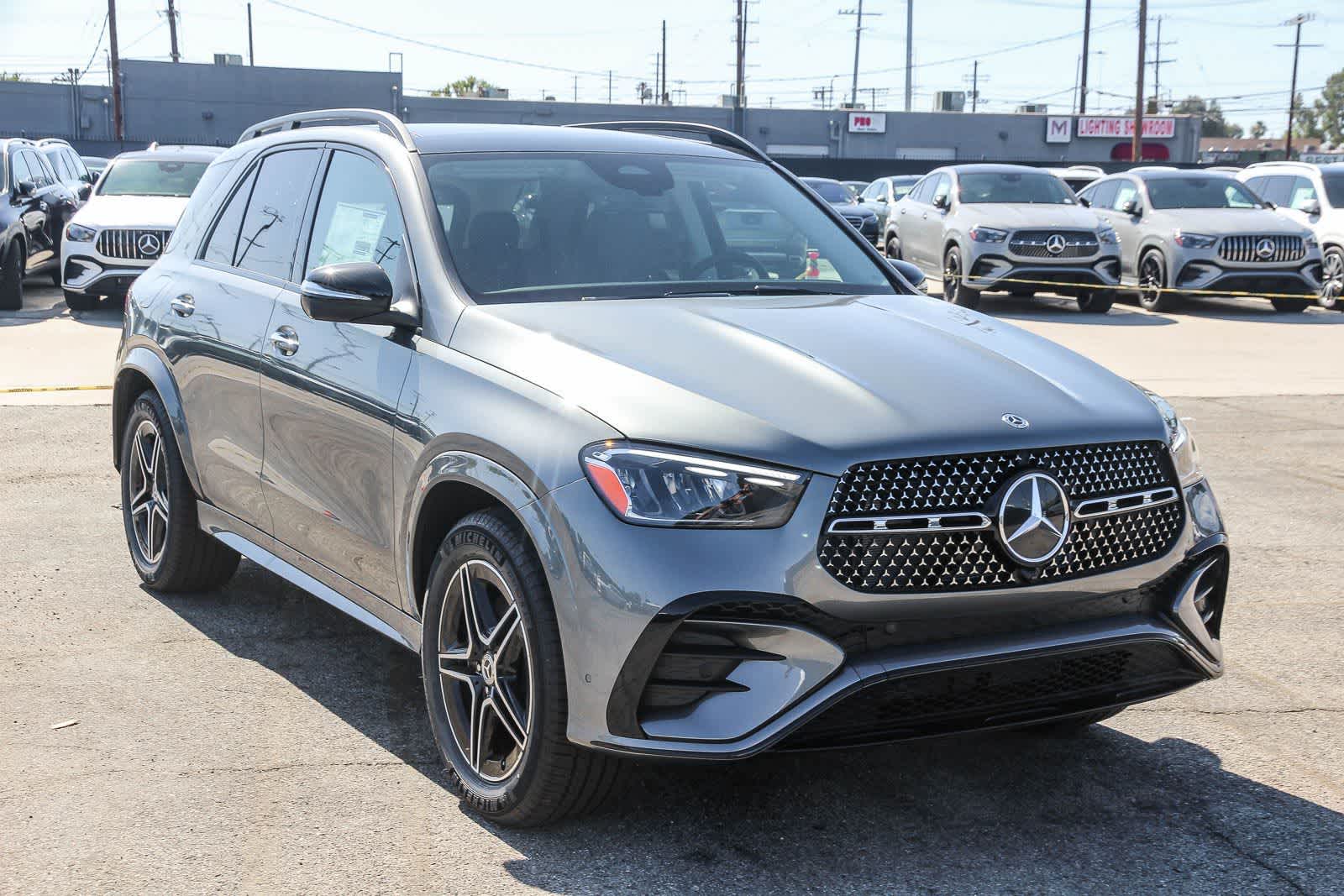 Thumbnail: 2026 Mercedes-Benz GLE - 3