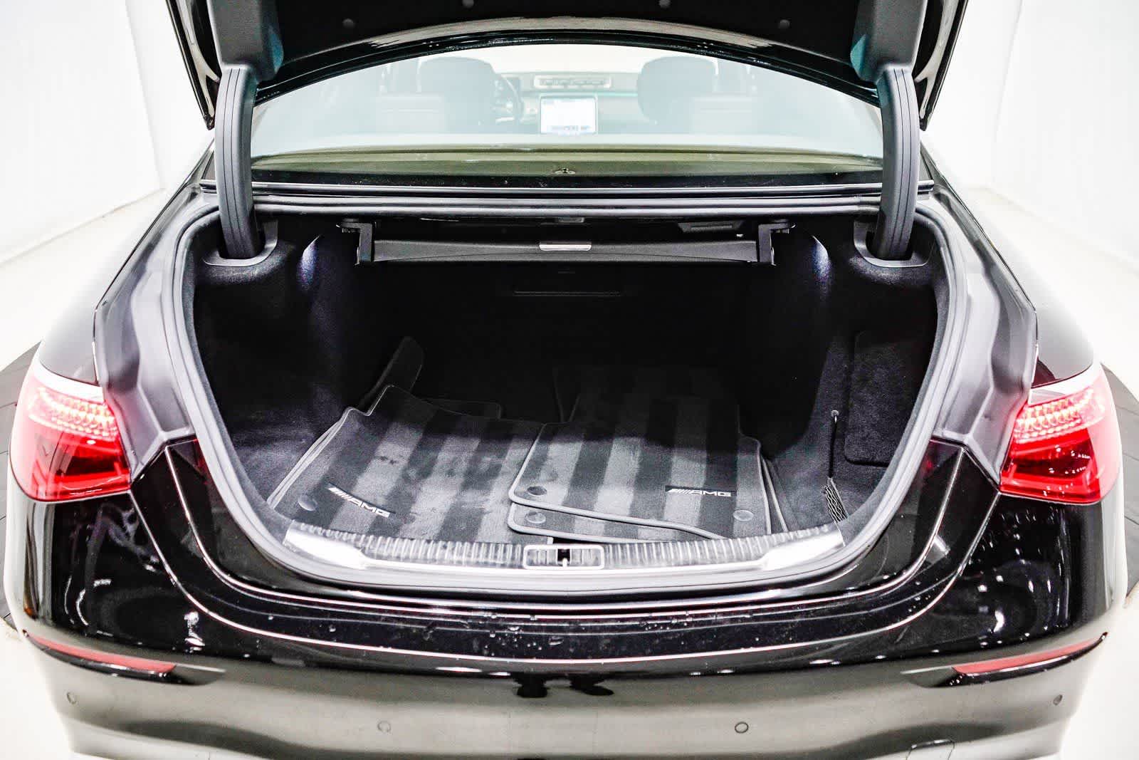 Thumbnail: 2023 Mercedes-Benz S-Class - 27