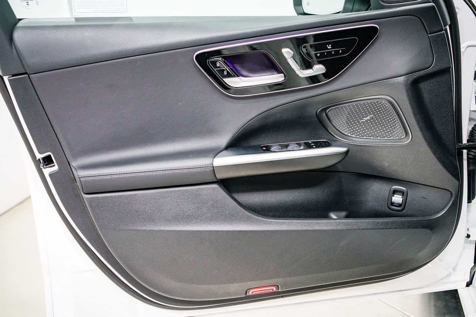 Thumbnail: 2025 Mercedes-Benz C-Class - 19