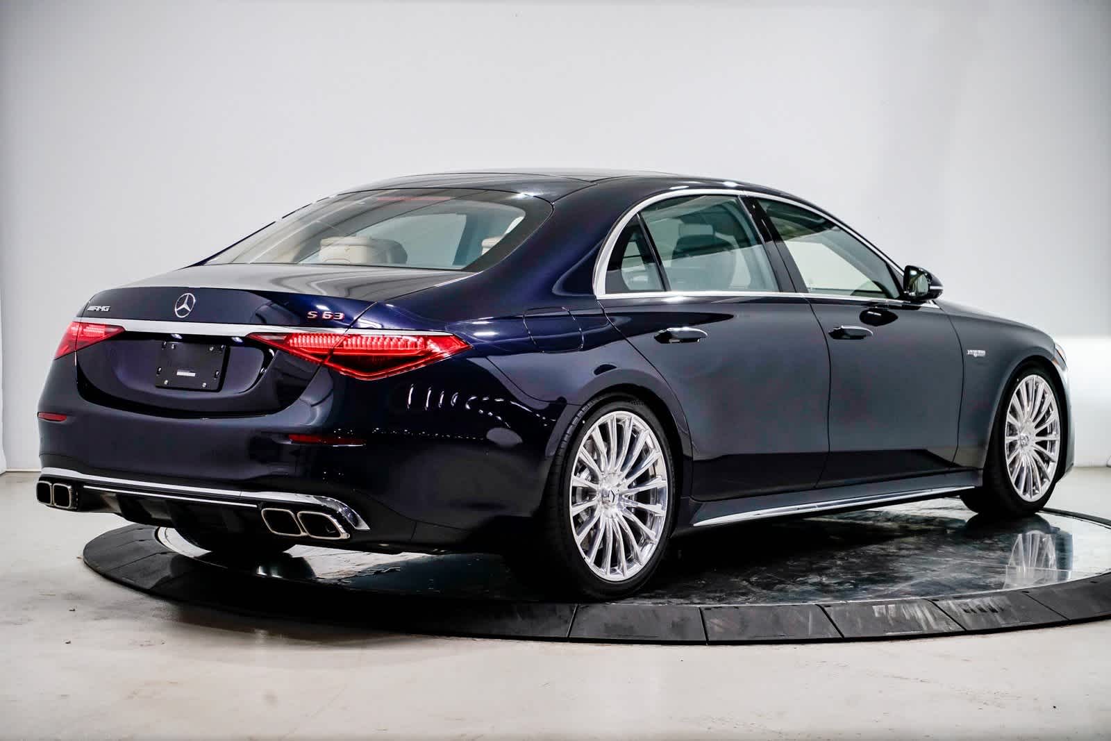 Thumbnail: 2025 Mercedes-Benz S-Class - 4