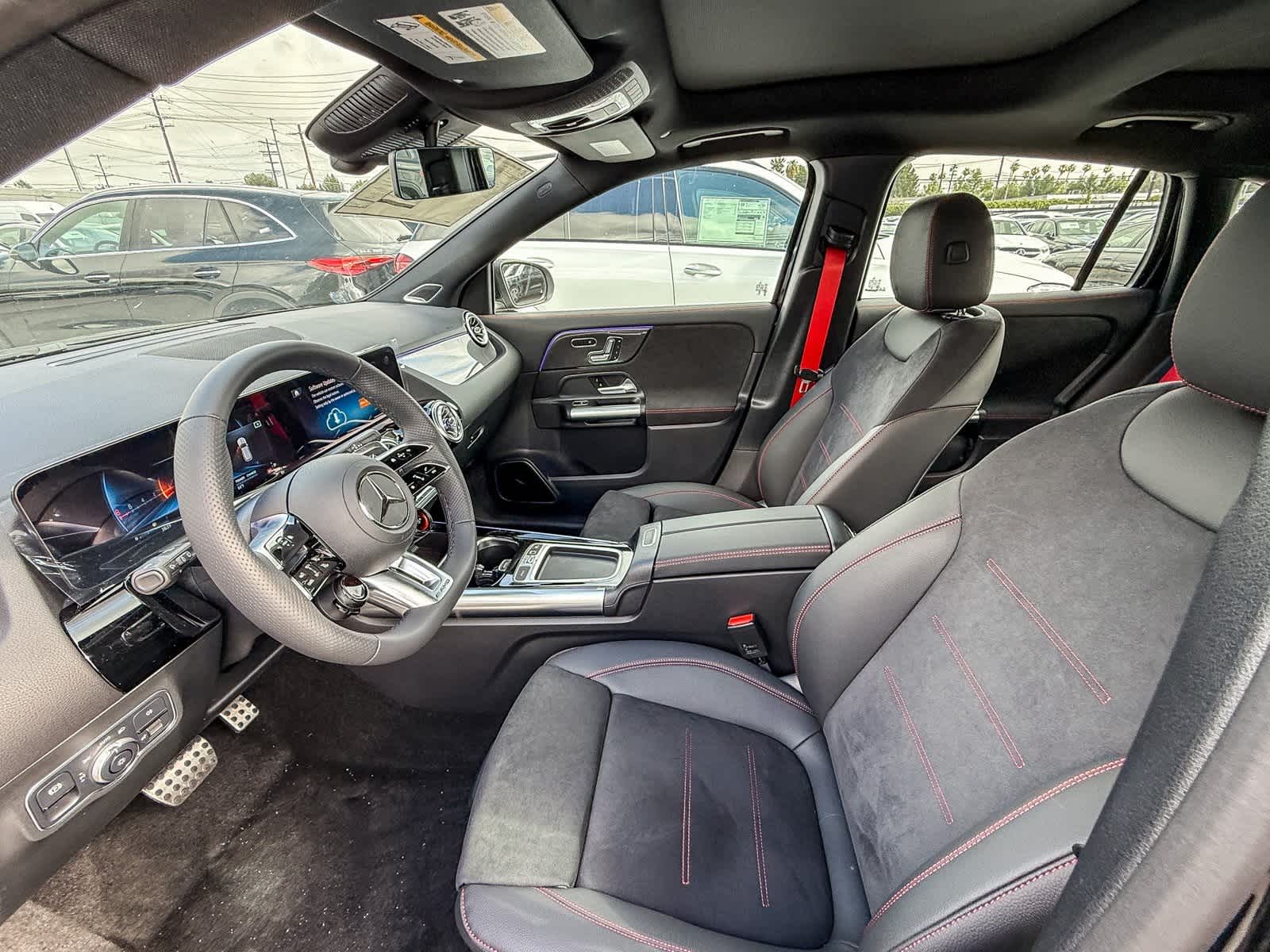 Thumbnail: 2025 Mercedes-Benz GLA - 19