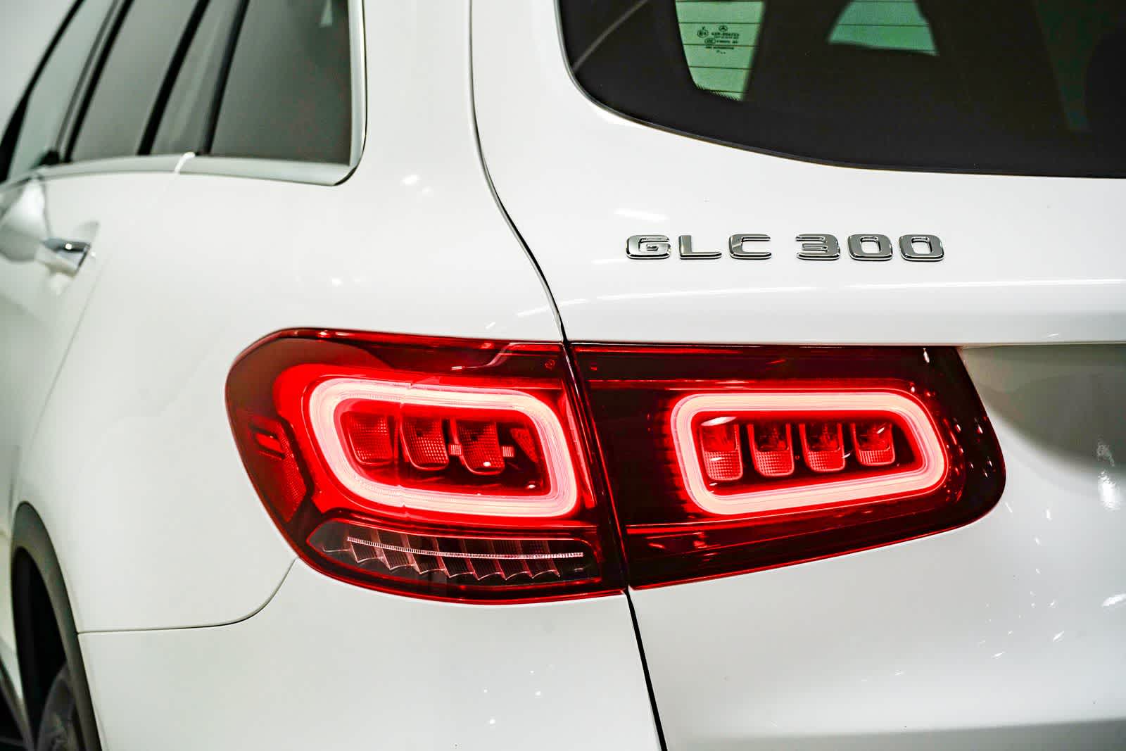 Thumbnail: 2022 Mercedes-Benz GLC - 9