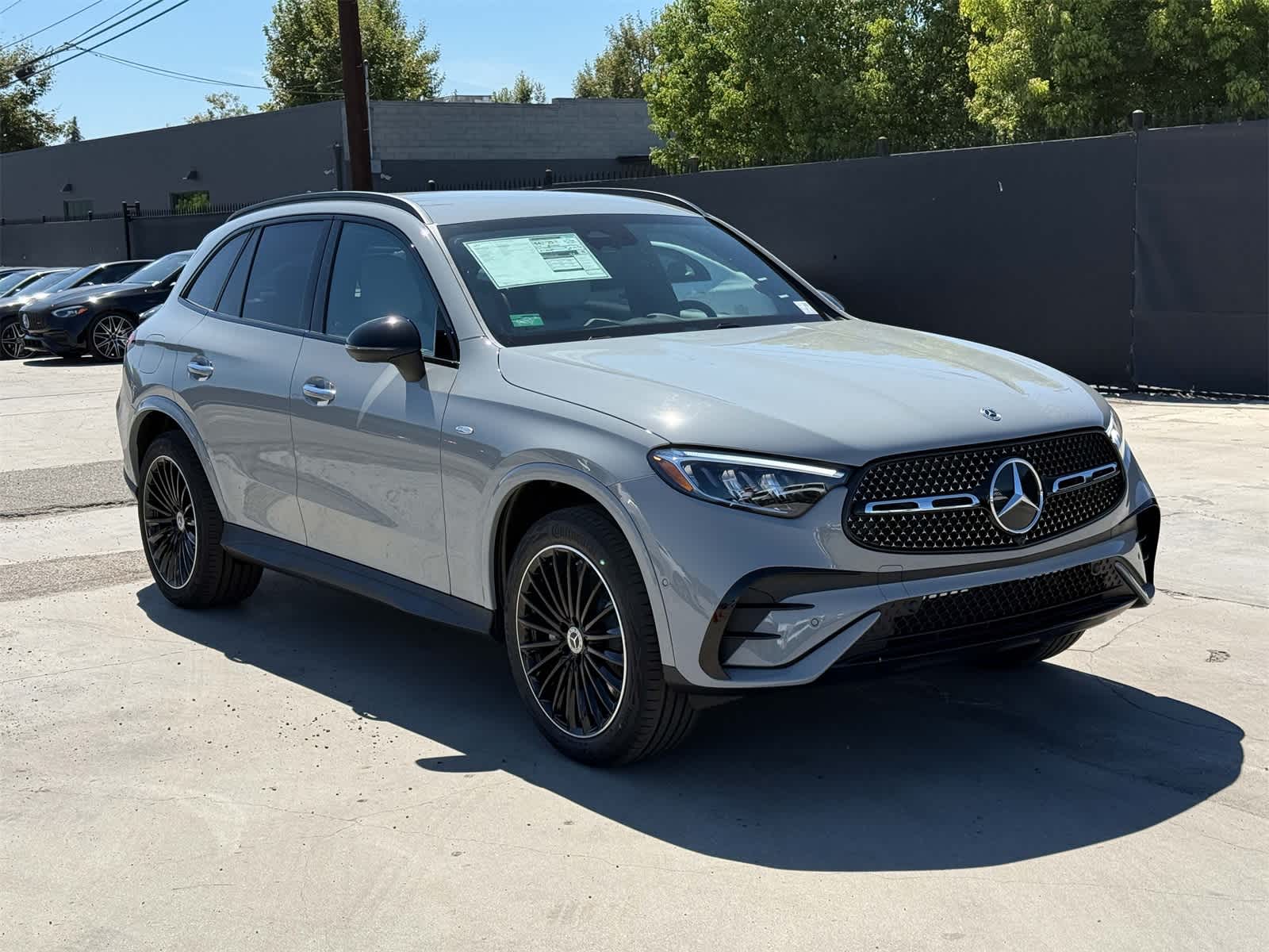Thumbnail: 2025 Mercedes-Benz GLC - 3