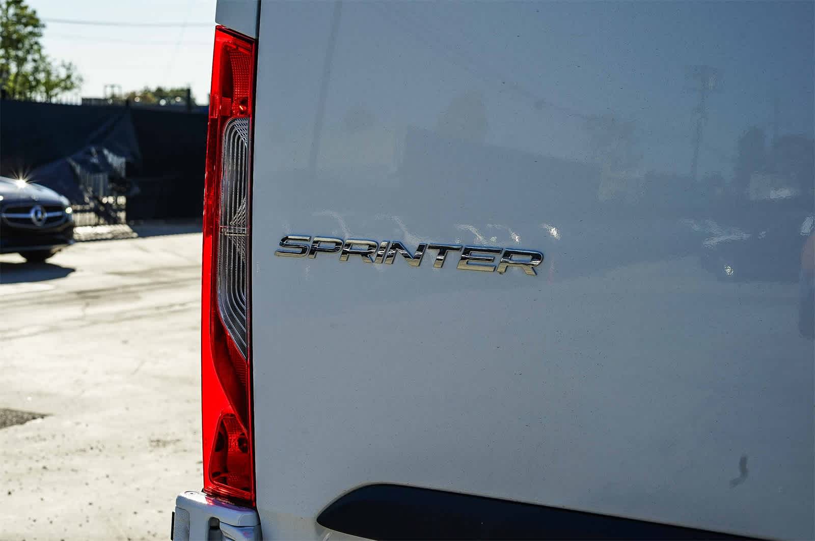 Thumbnail: 2026 Mercedes-Benz Sprinter - 9