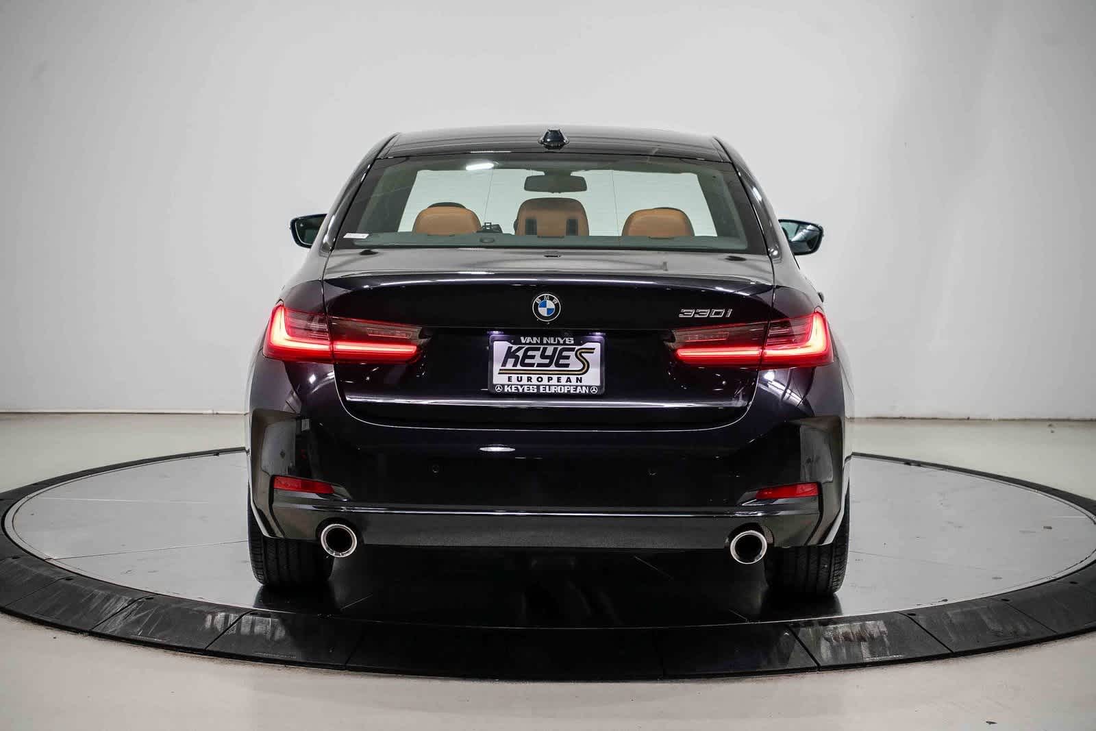 Thumbnail: 2023 BMW 3 Series - 3