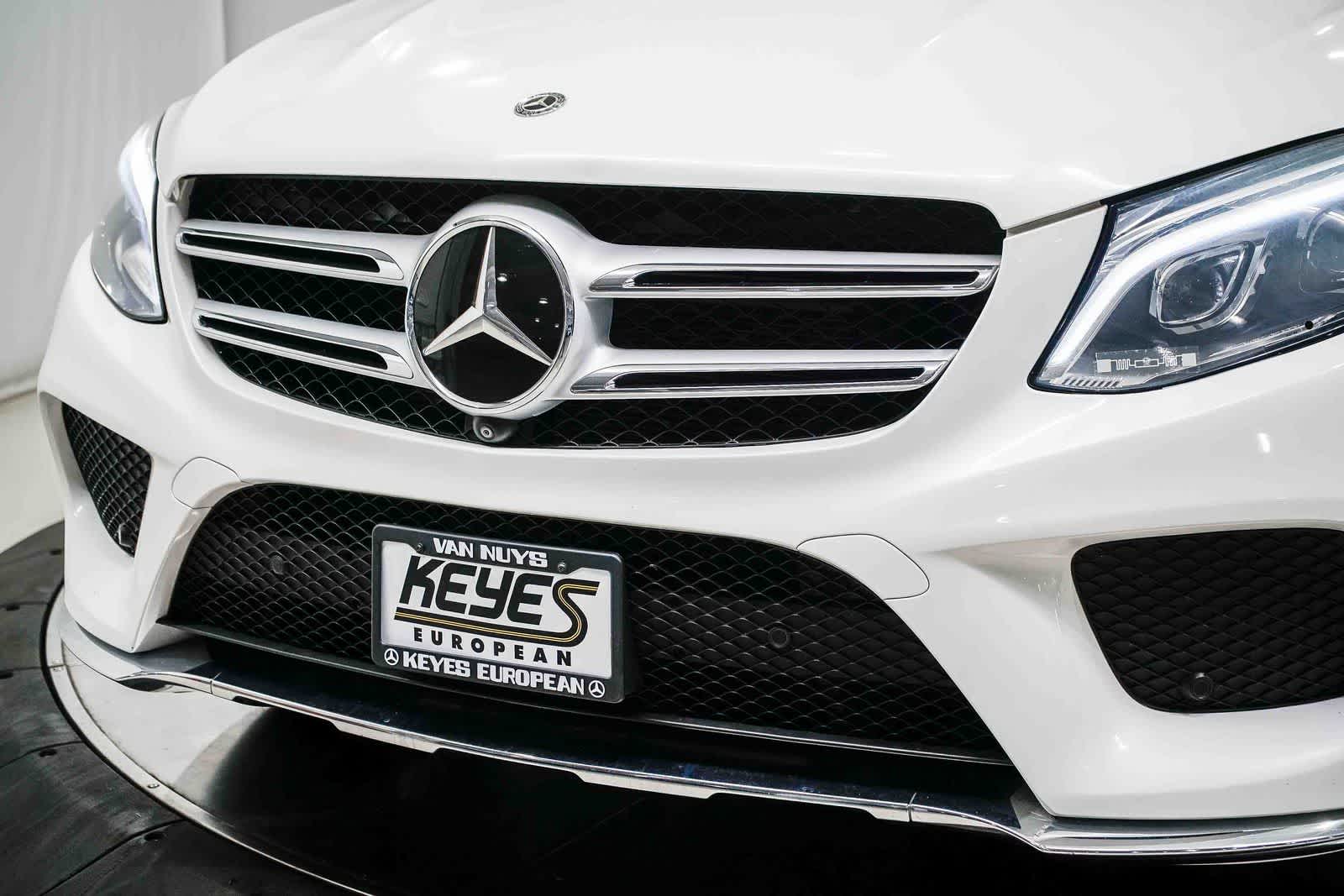 Thumbnail: 2017 Mercedes-Benz GLE - 8