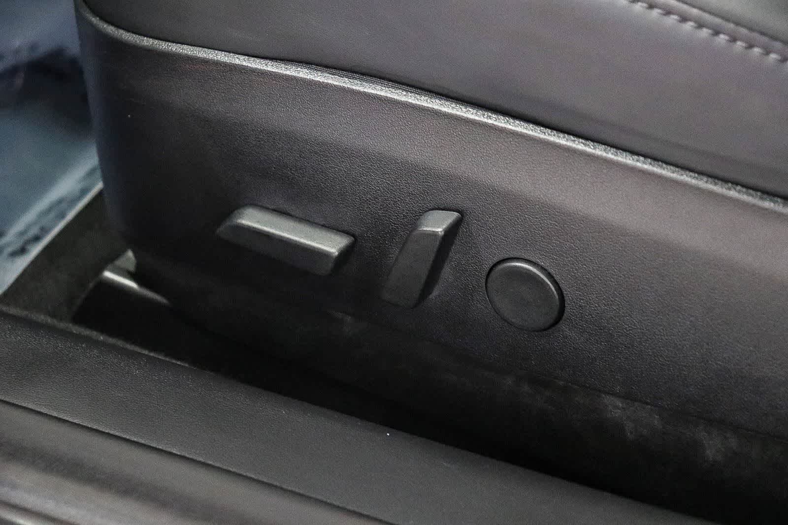 Thumbnail: 2018 Tesla Model 3 - 21