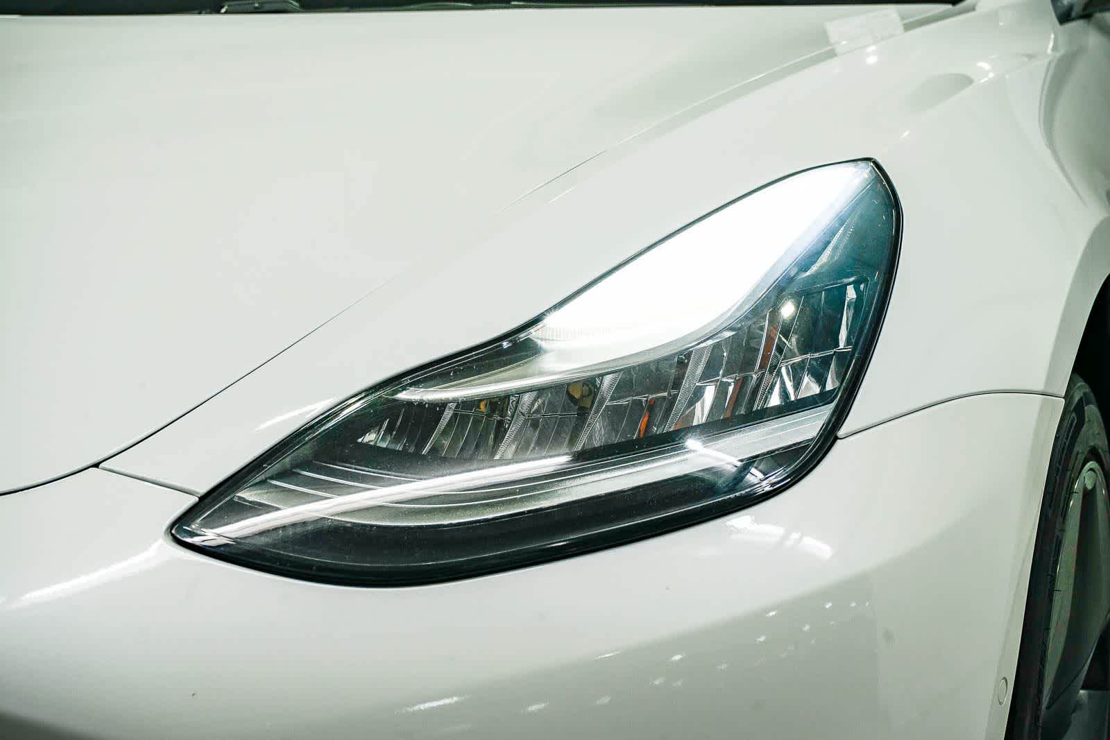 Thumbnail: 2018 Tesla Model 3 - 7
