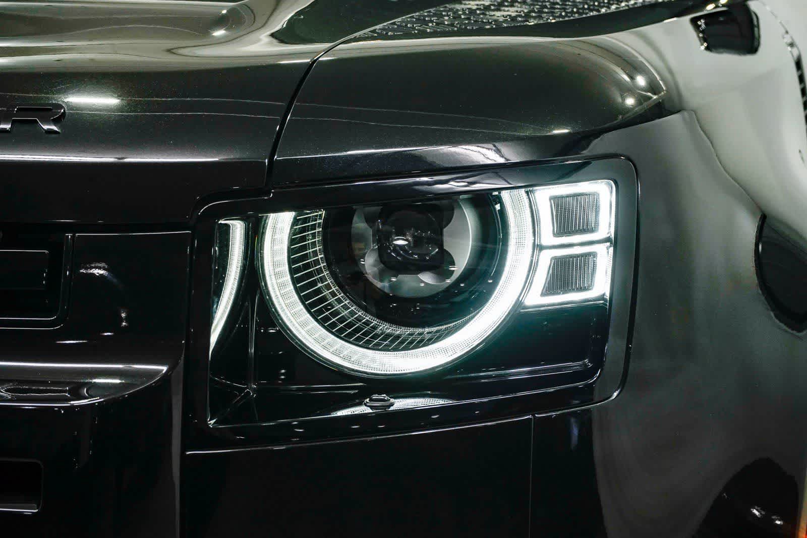 Thumbnail: 2023 Land Rover Defender - 7