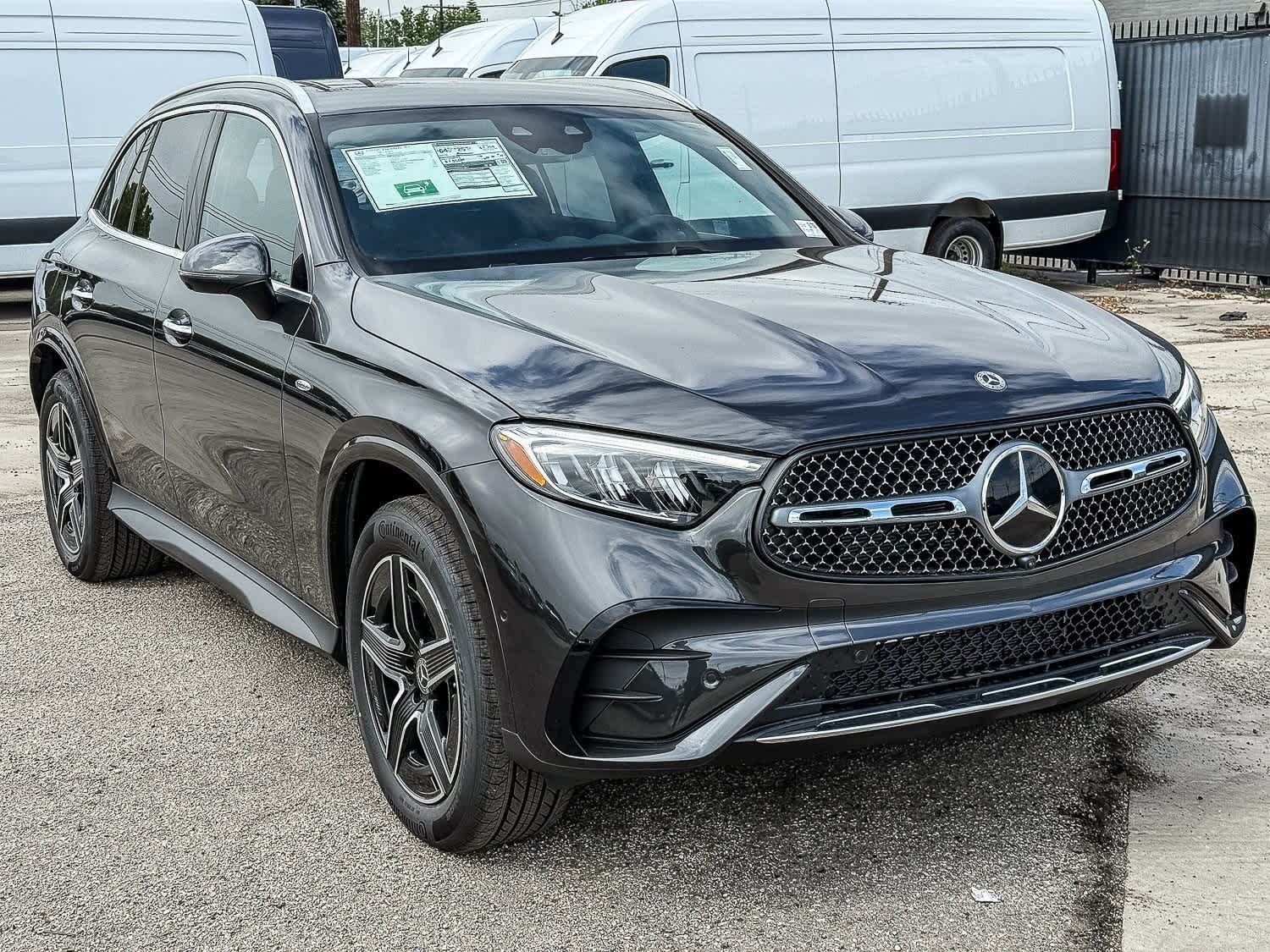 Thumbnail: 2025 Mercedes-Benz GLC - 3