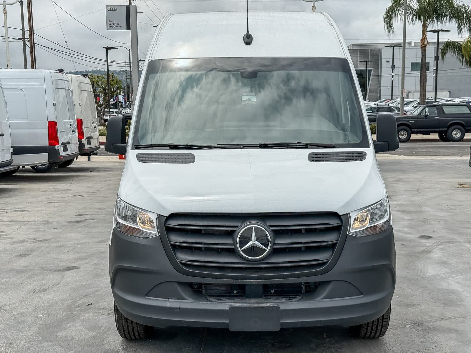 Thumbnail: 2024 Mercedes-Benz eSprinter - 2