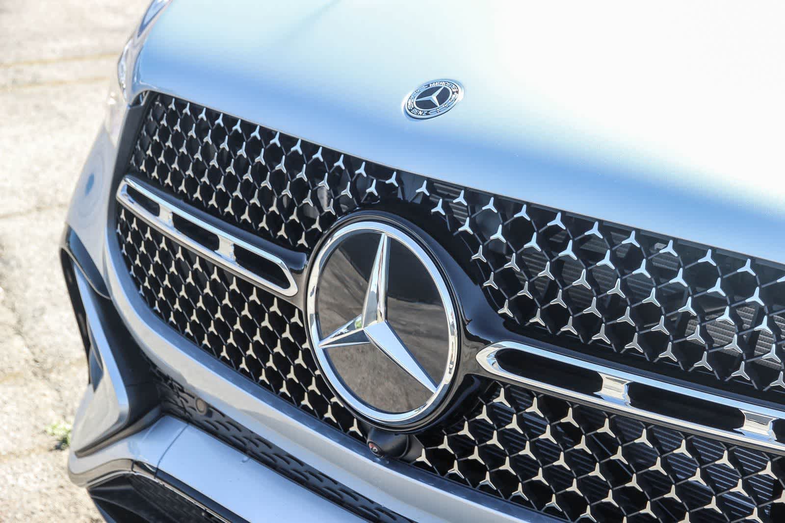 Thumbnail: 2026 Mercedes-Benz GLE - 9