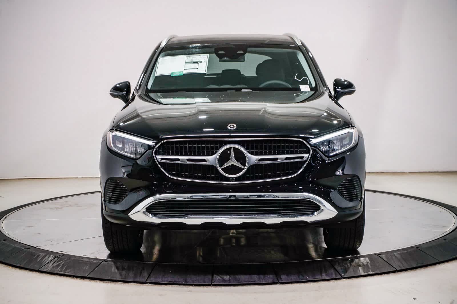 Thumbnail: 2025 Mercedes-Benz GLC - 6