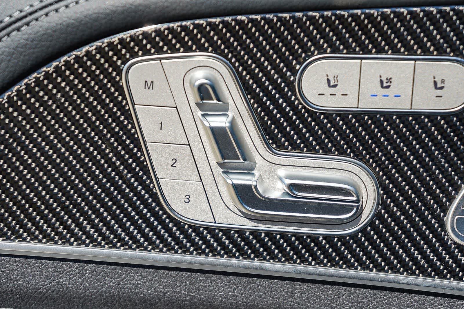 Thumbnail: 2026 Mercedes-Benz GLE - 25