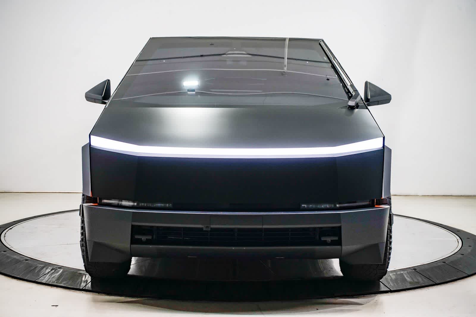 Thumbnail: 2024 Tesla Cybertruck - 3