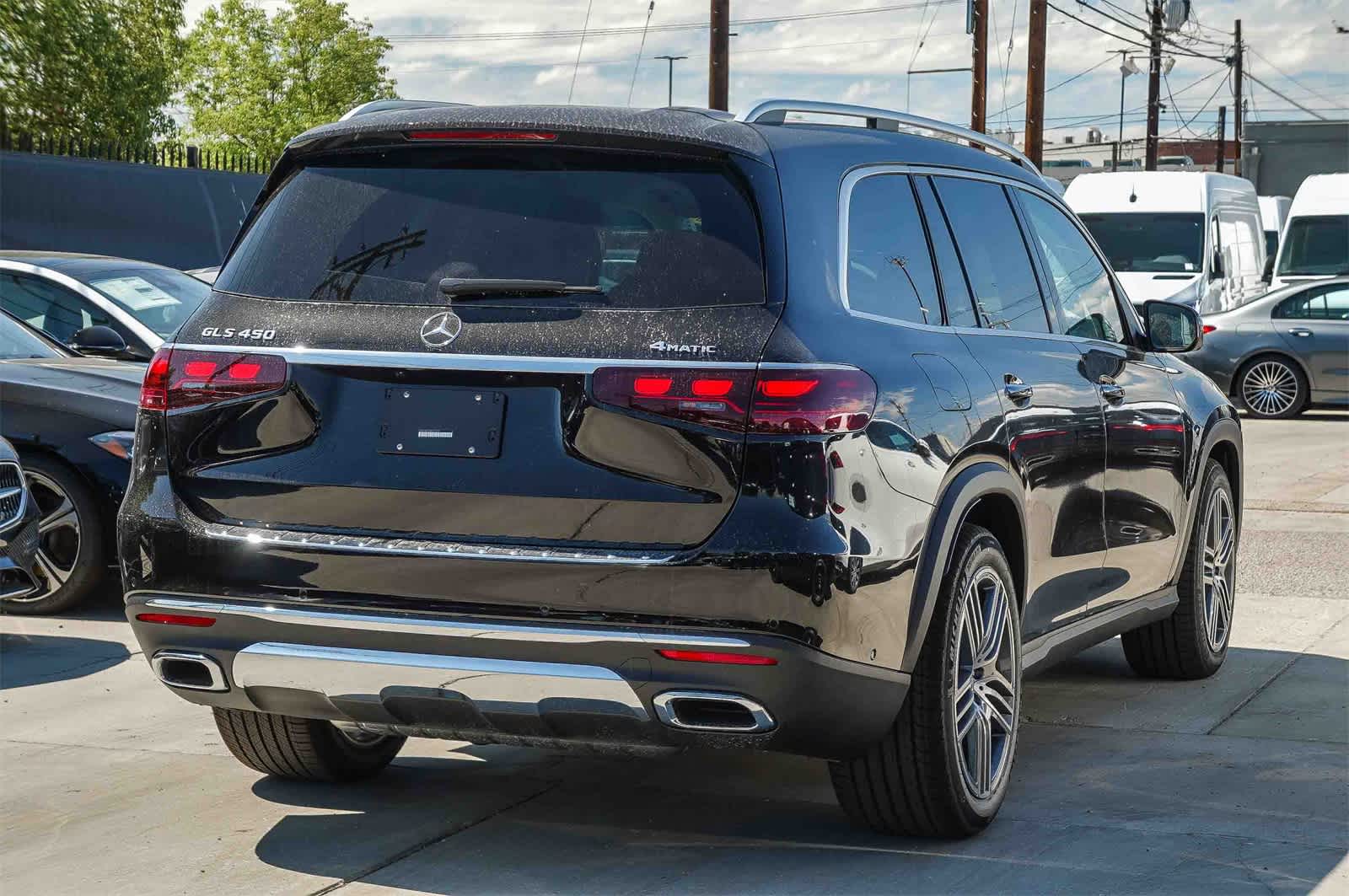 Thumbnail: 2026 Mercedes-Benz GLS - 4
