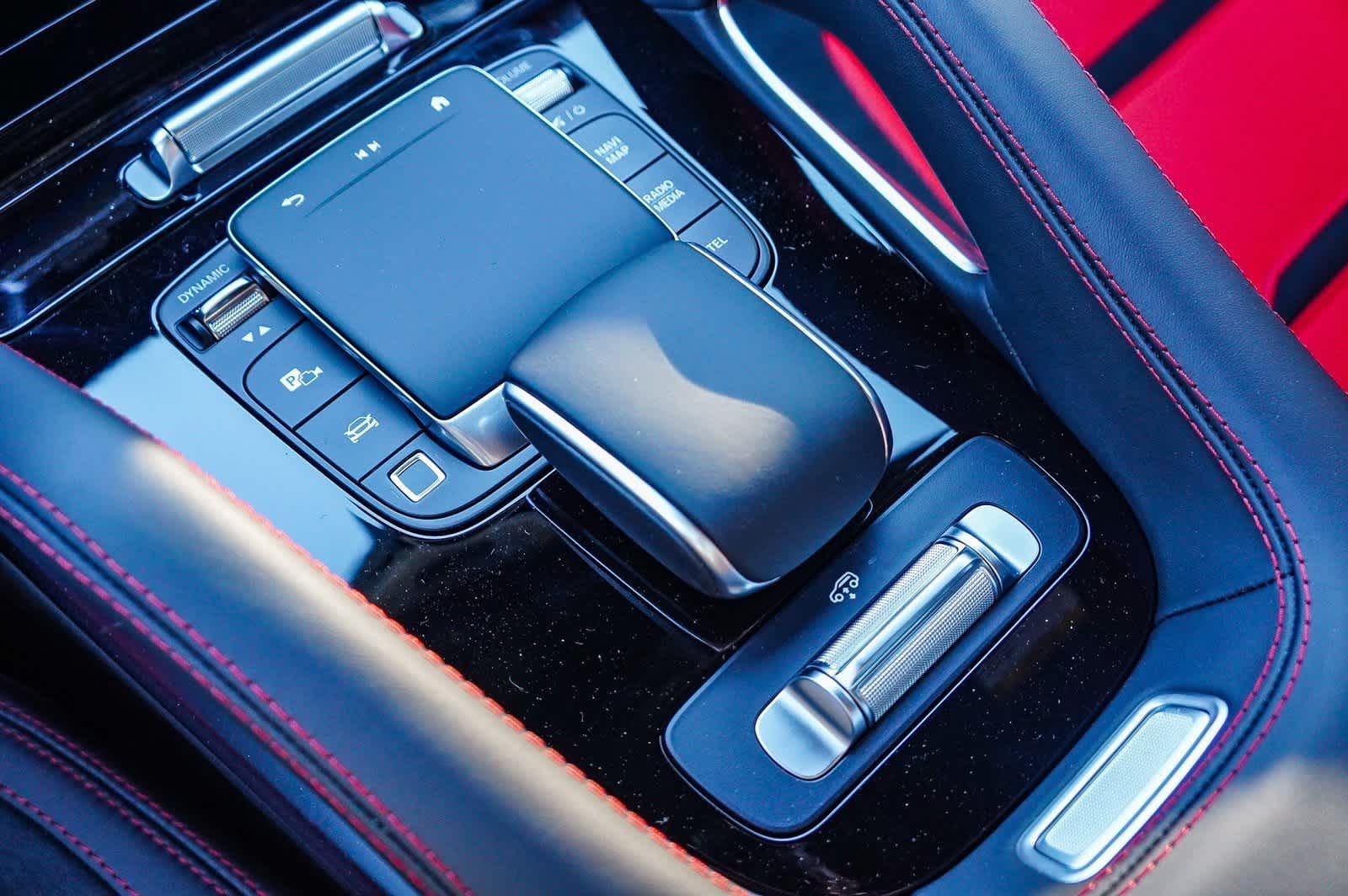 Thumbnail: 2025 Mercedes-Benz GLE - 23