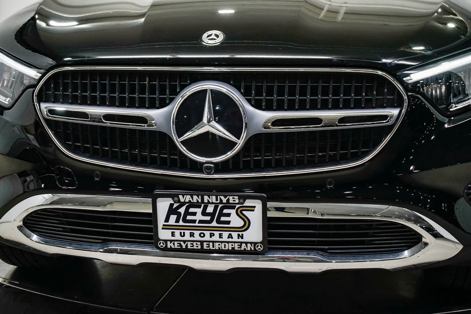 Thumbnail: 2025 Mercedes-Benz GLC - 8