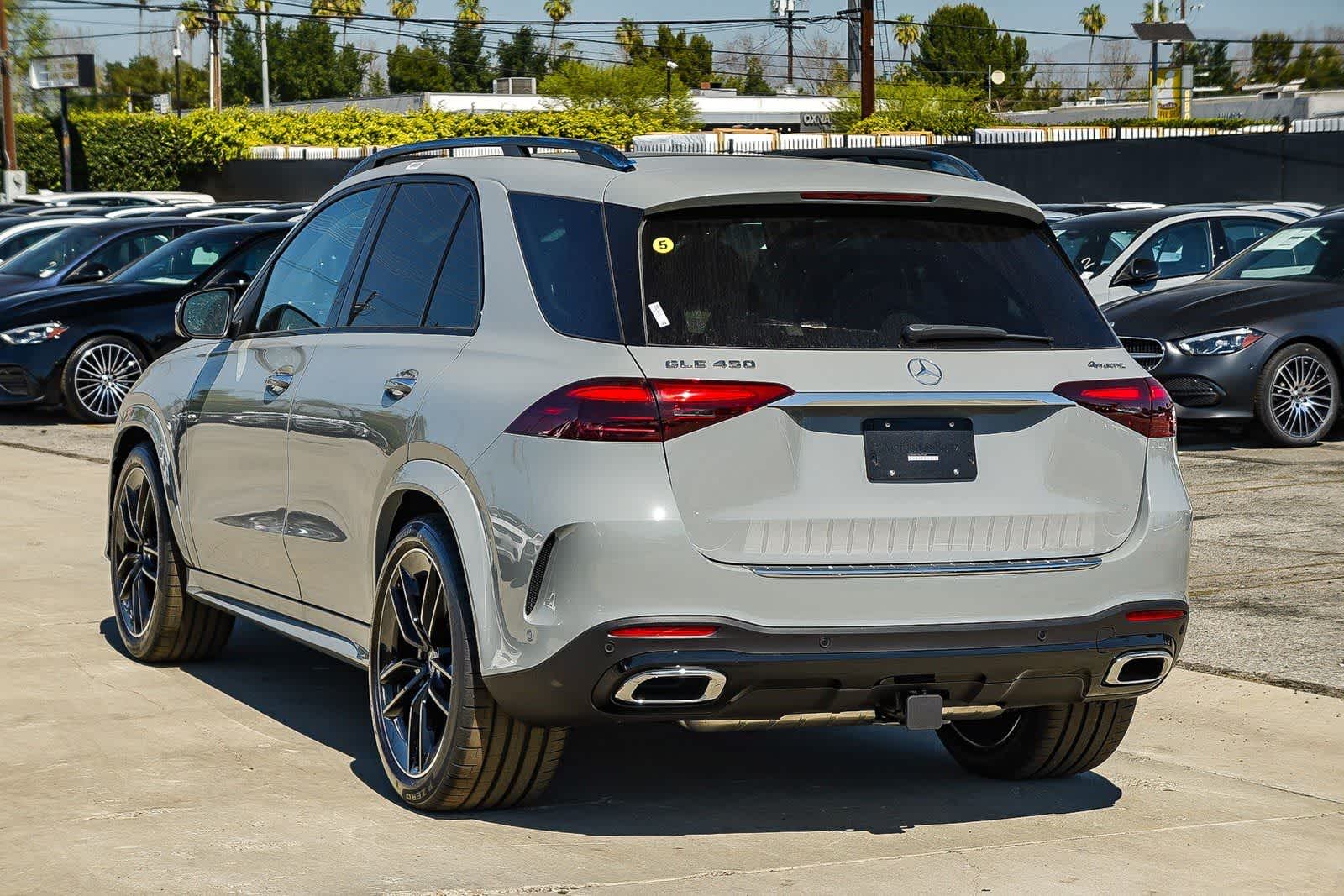 Thumbnail: 2026 Mercedes-Benz GLE - 6