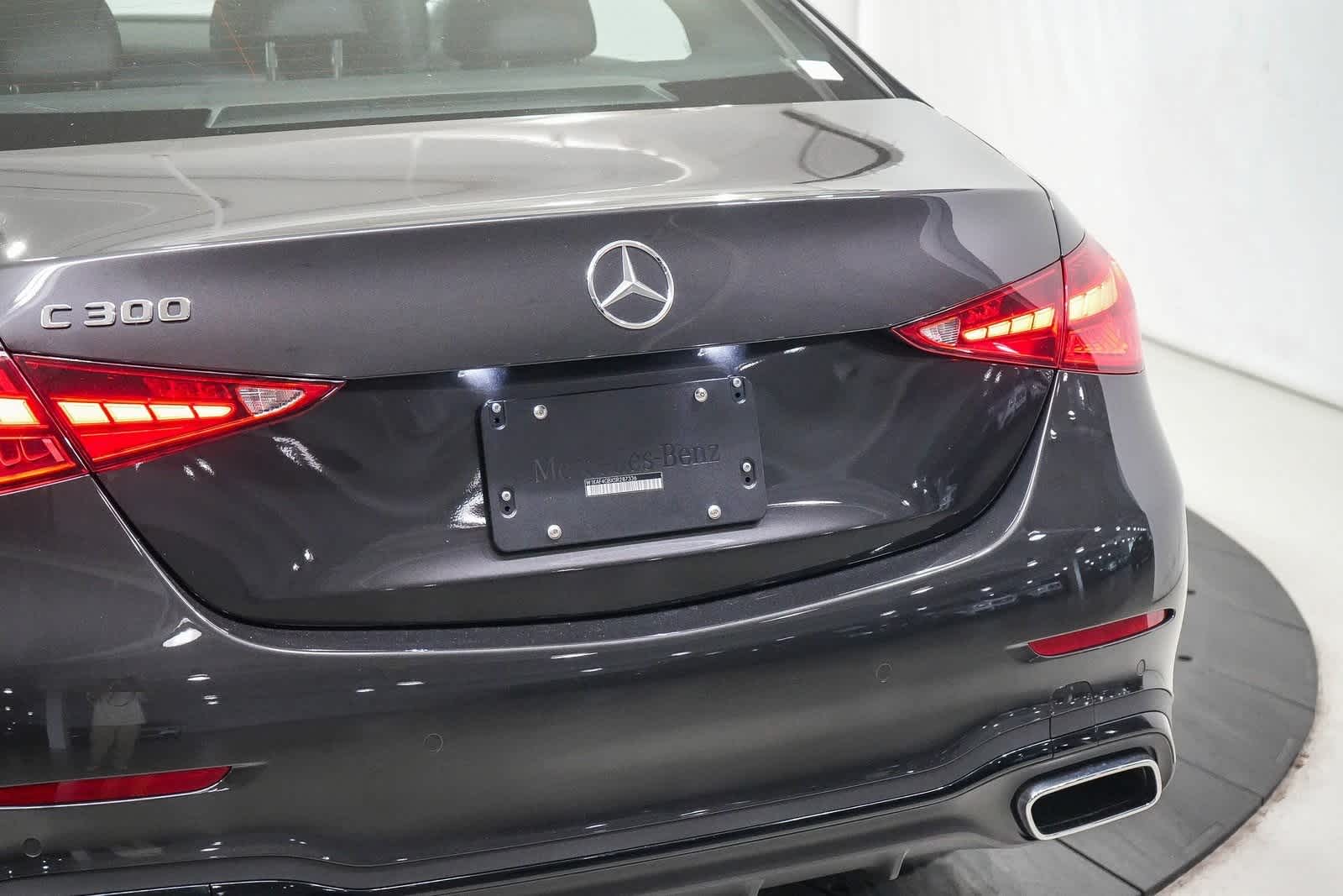 Thumbnail: 2025 Mercedes-Benz C-Class - 12