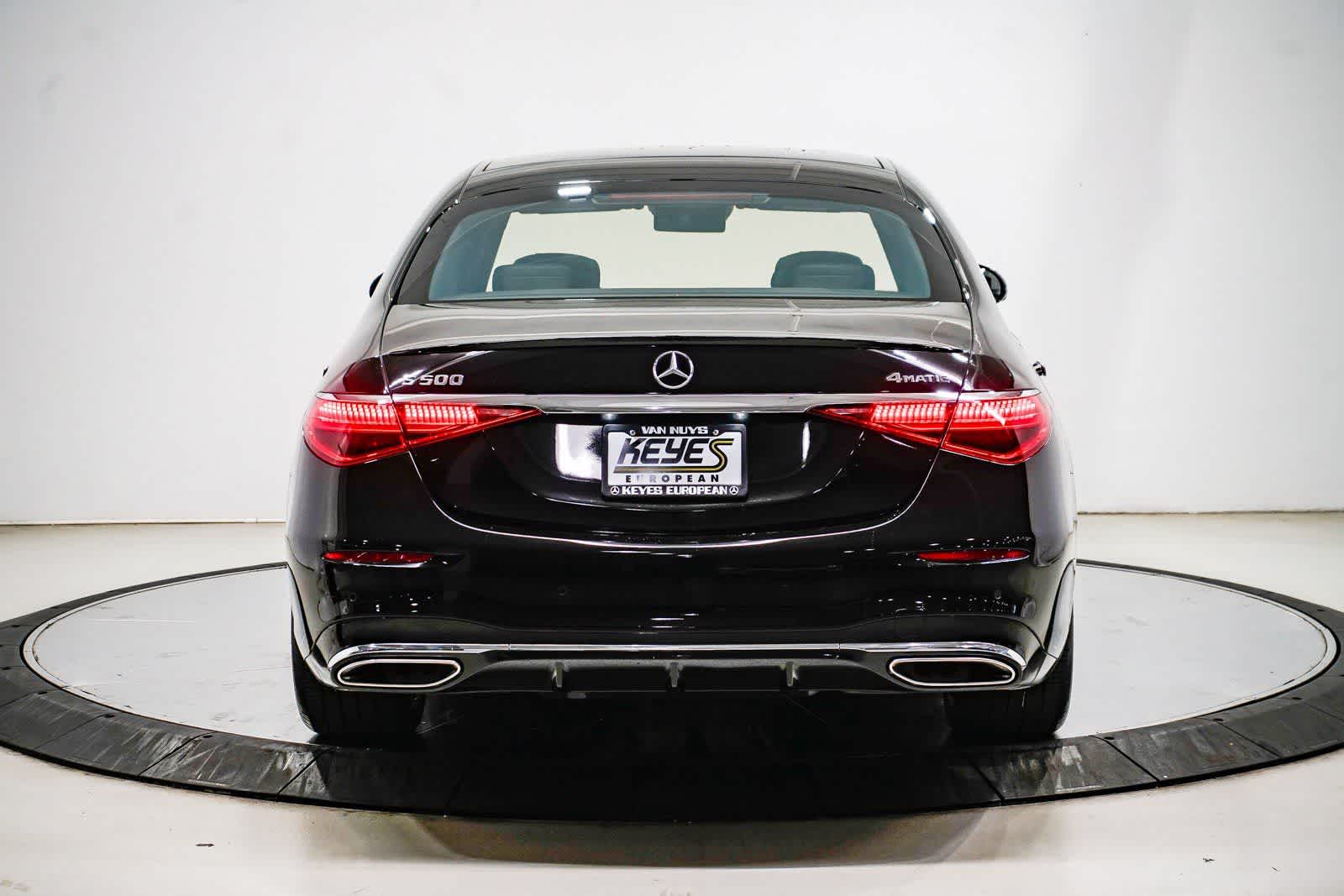 Thumbnail: 2023 Mercedes-Benz S-Class - 3