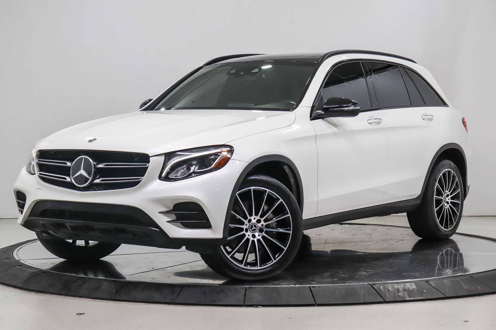 2018 Mercedes-Benz GLC 300 -
                  Van Nuys, CA