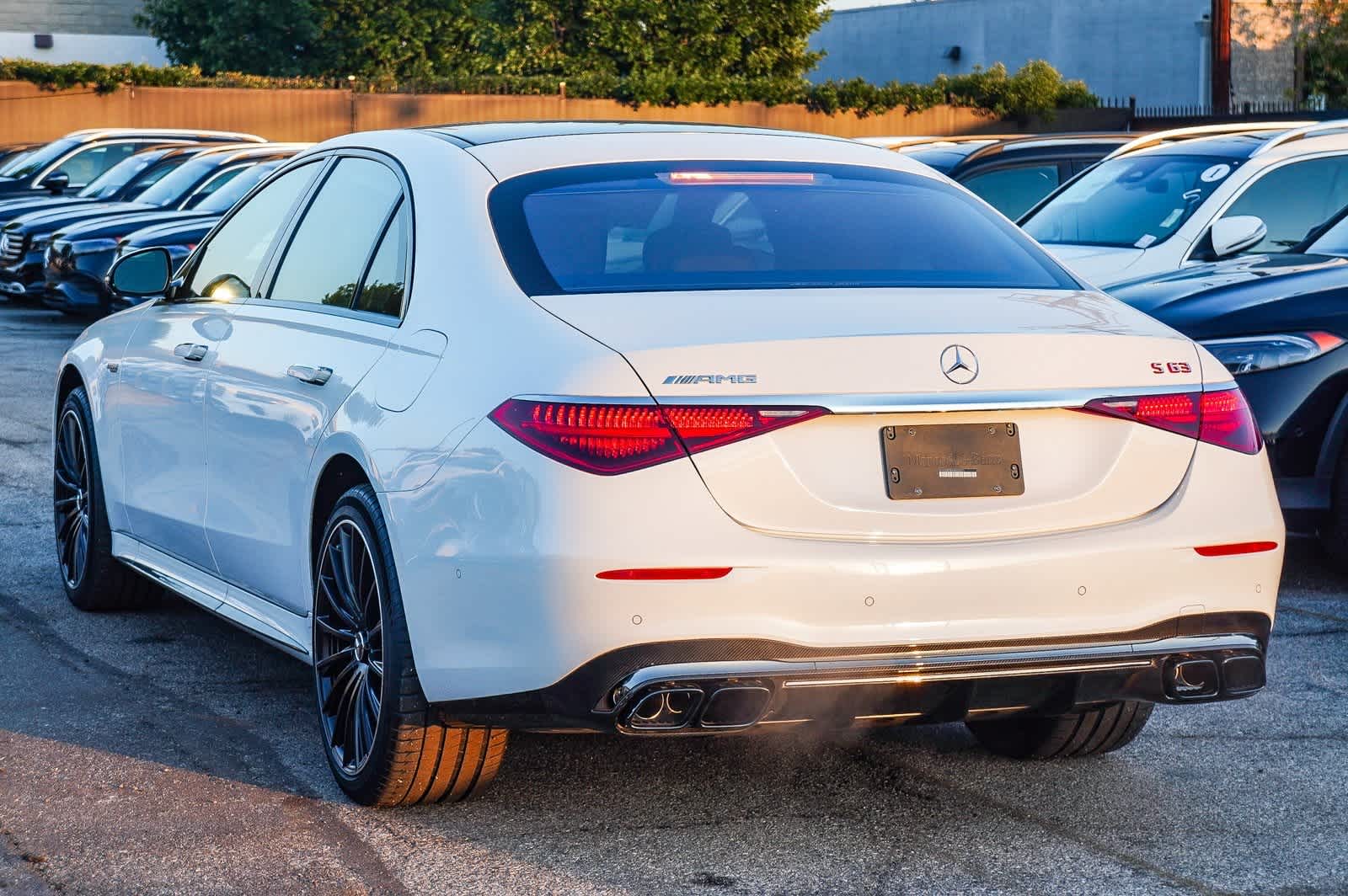 Thumbnail: 2025 Mercedes-Benz S-Class - 2