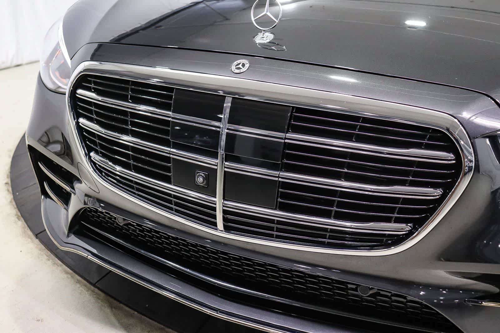 Thumbnail: 2025 Mercedes-Benz S-Class - 7