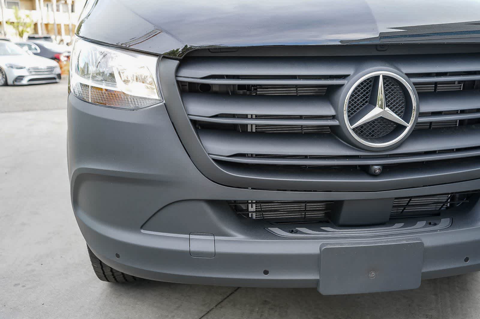 Thumbnail: 2026 Mercedes-Benz Sprinter - 11