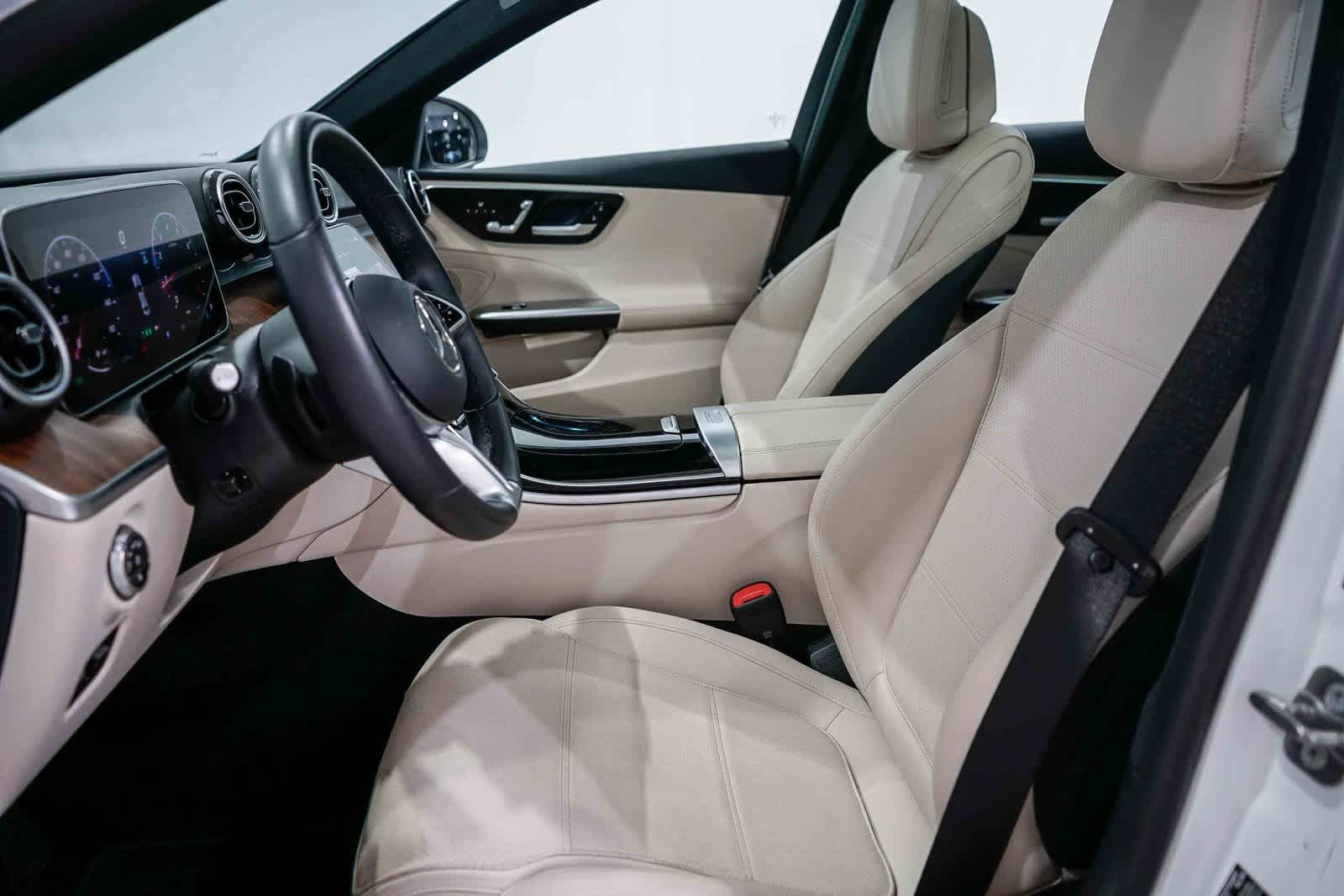 Thumbnail: 2025 Mercedes-Benz C-Class - 17