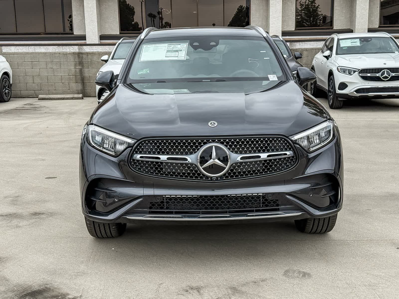 Thumbnail: 2025 Mercedes-Benz GLC - 2