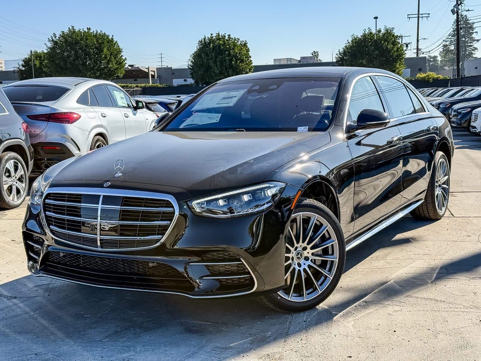 Thumbnail: 2025 Mercedes-Benz S-Class - 1