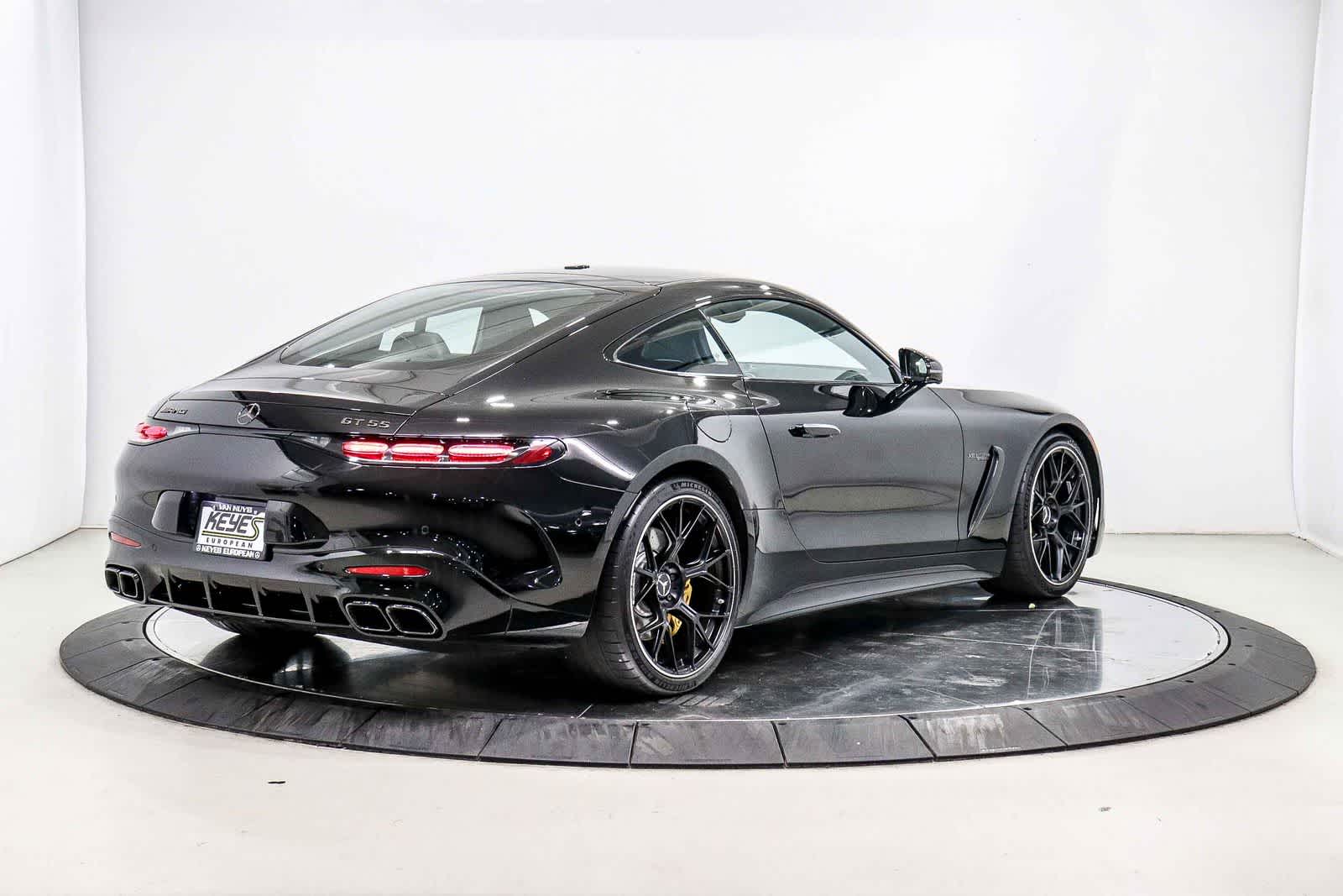 Thumbnail: 2024 Mercedes-Benz AMG GT - 4